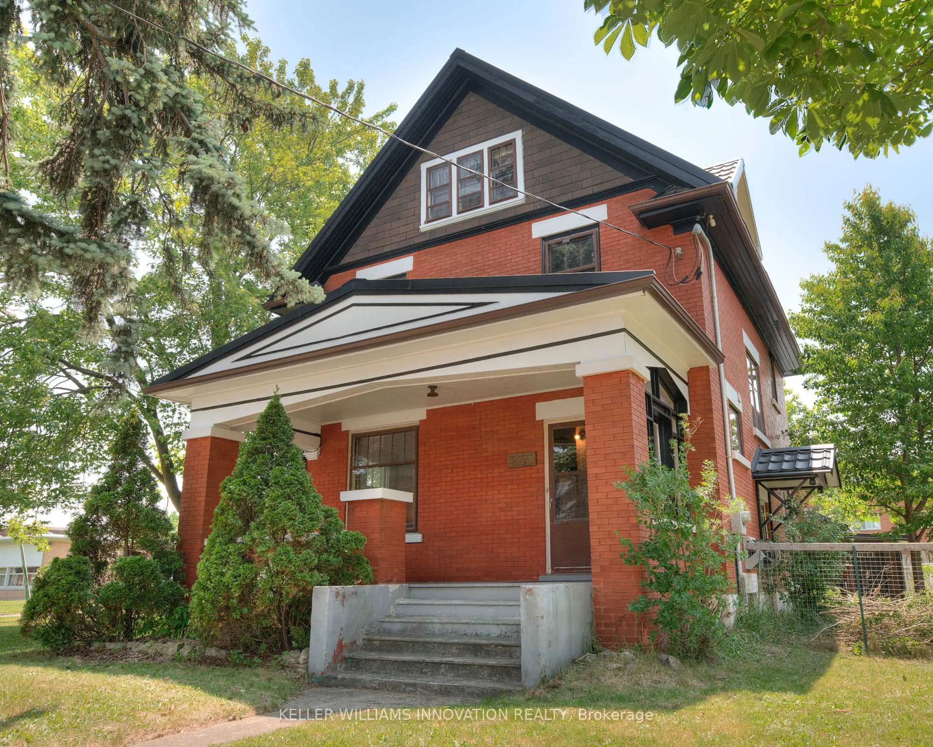 Home with brick exterior material, street for 235 Hoffman St, Kitchener Ontario N2M 3N5