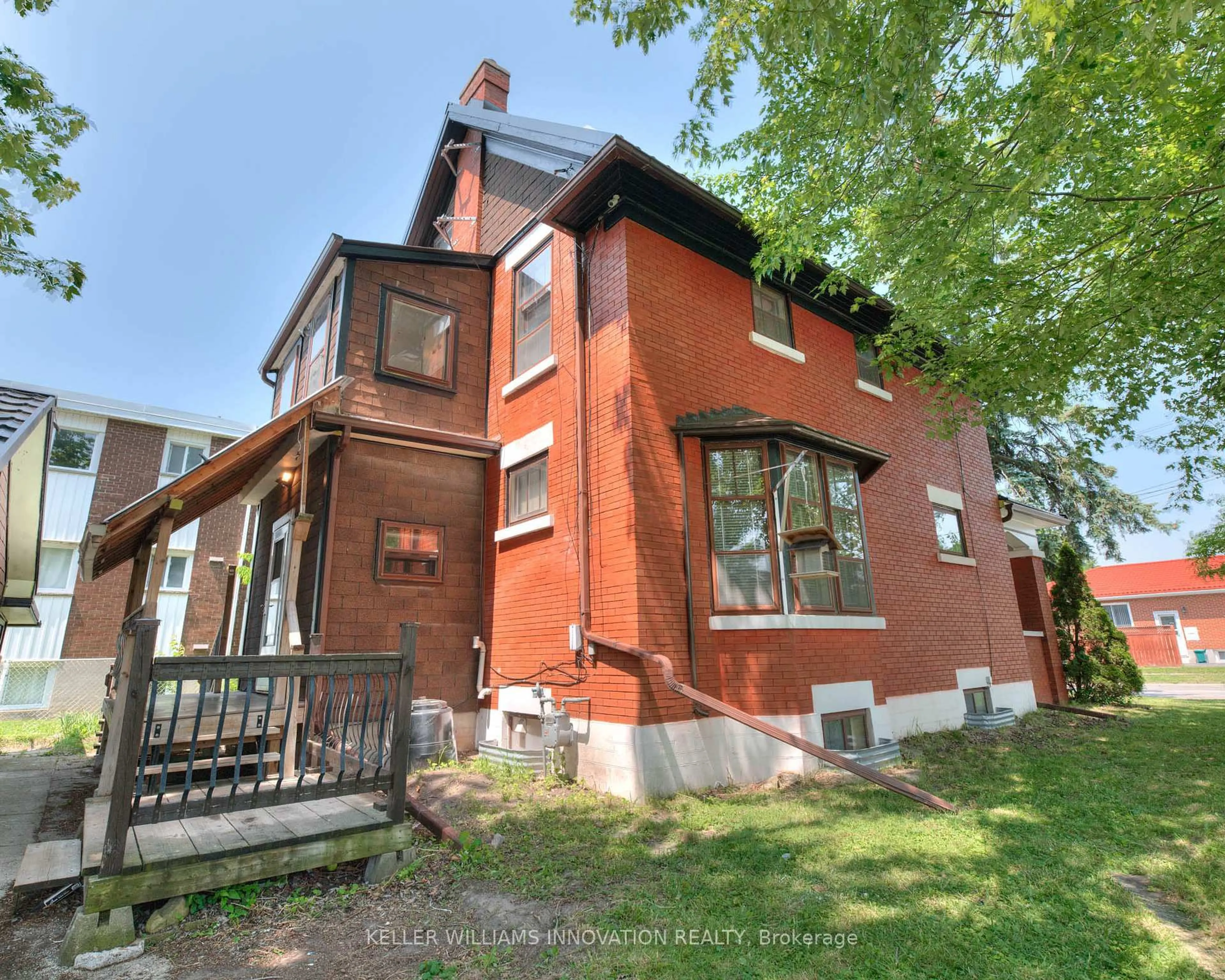 Home with brick exterior material, street for 235 Hoffman St, Kitchener Ontario N2M 3N5