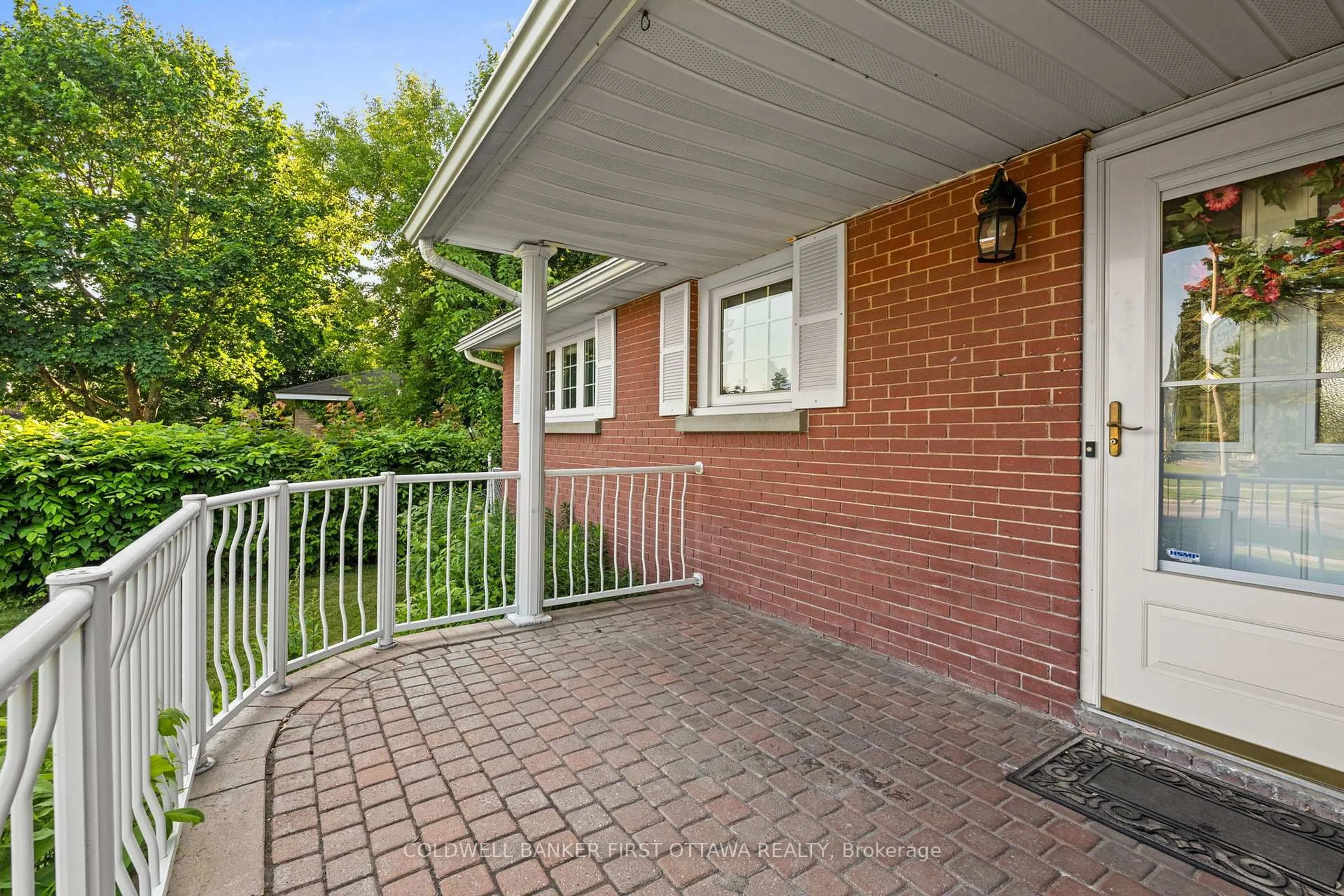 Patio, street for 63 Meadowlands Dr, Ottawa Ontario K2G 2R7