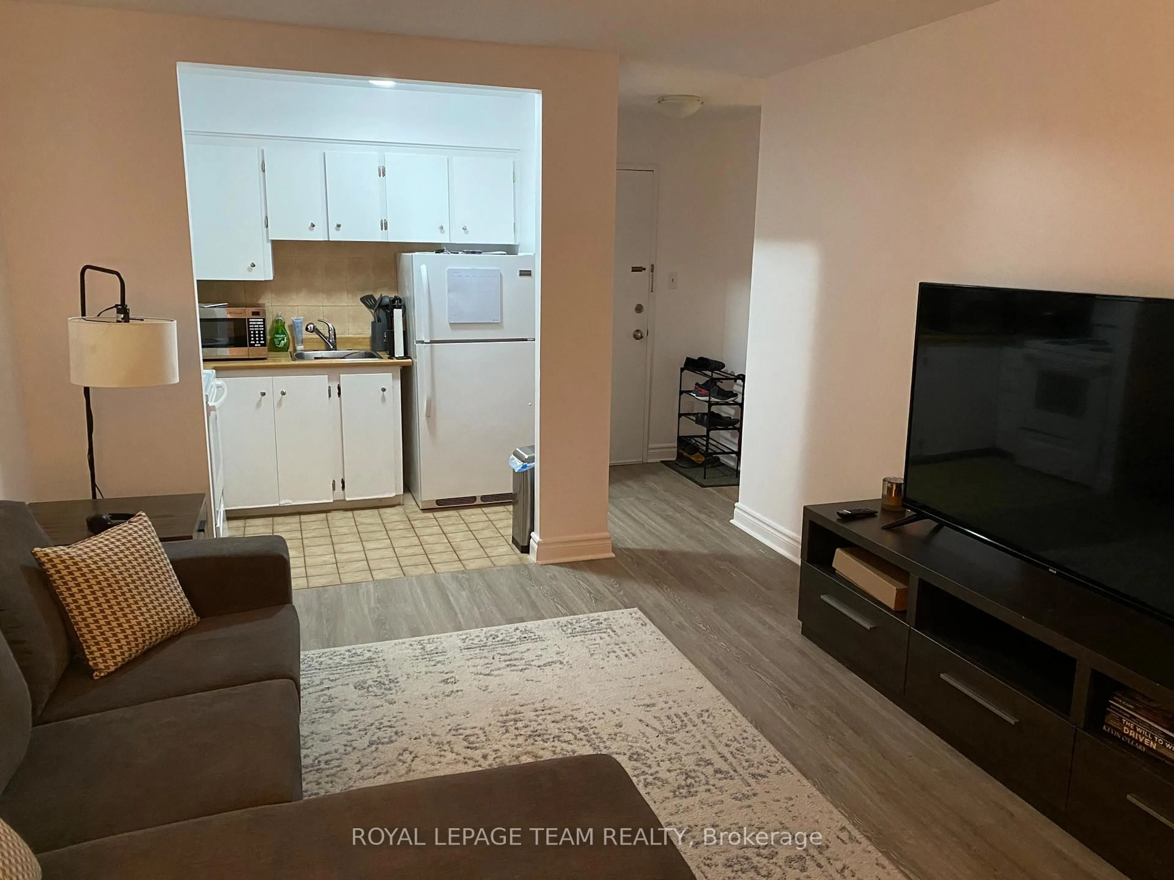 A pic of a room for 2041 Arrowsmith Dr #403C, Ottawa Ontario K1J 7V7
