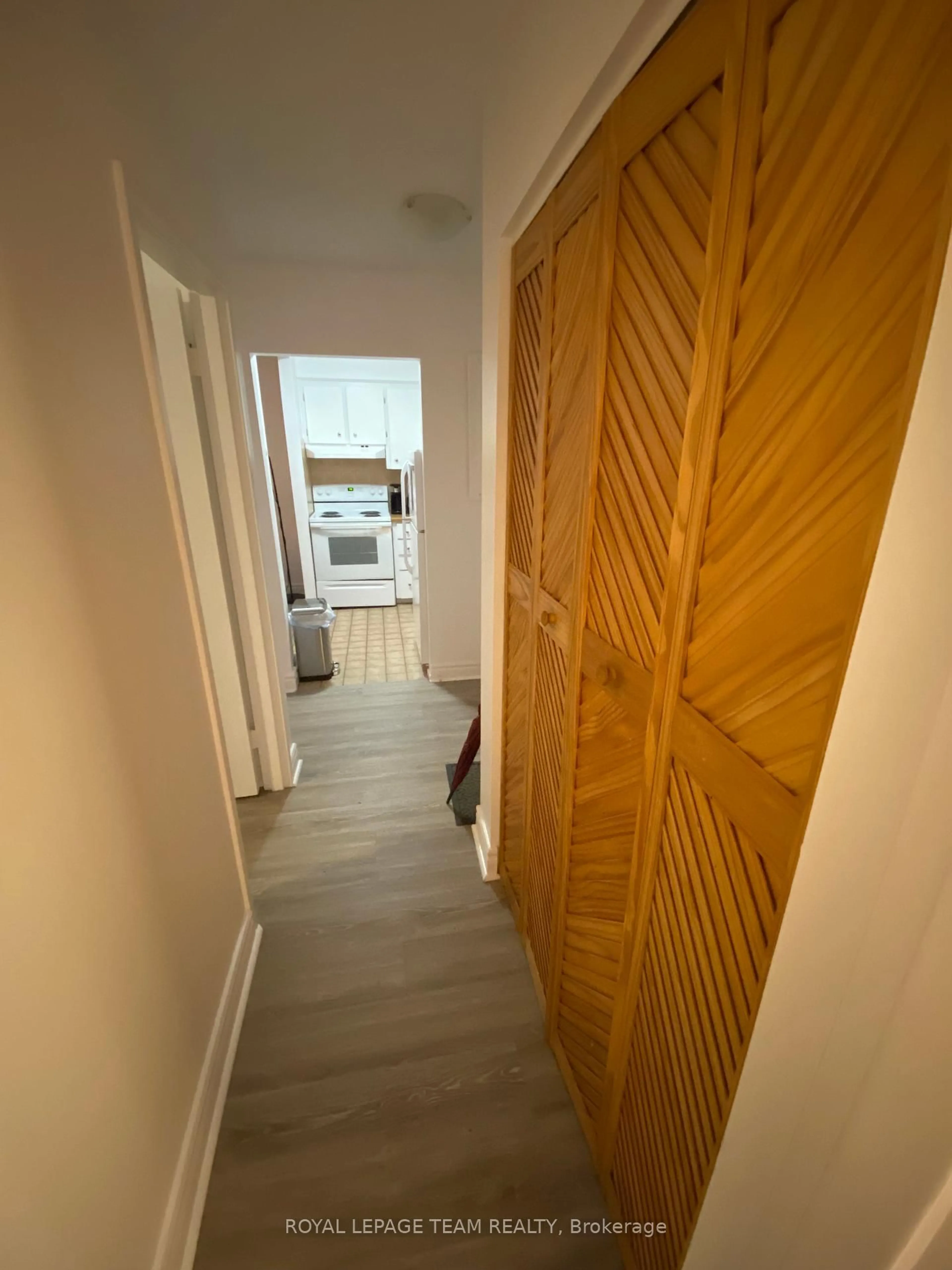 A pic of a room for 2041 Arrowsmith Dr #403C, Ottawa Ontario K1J 7V7