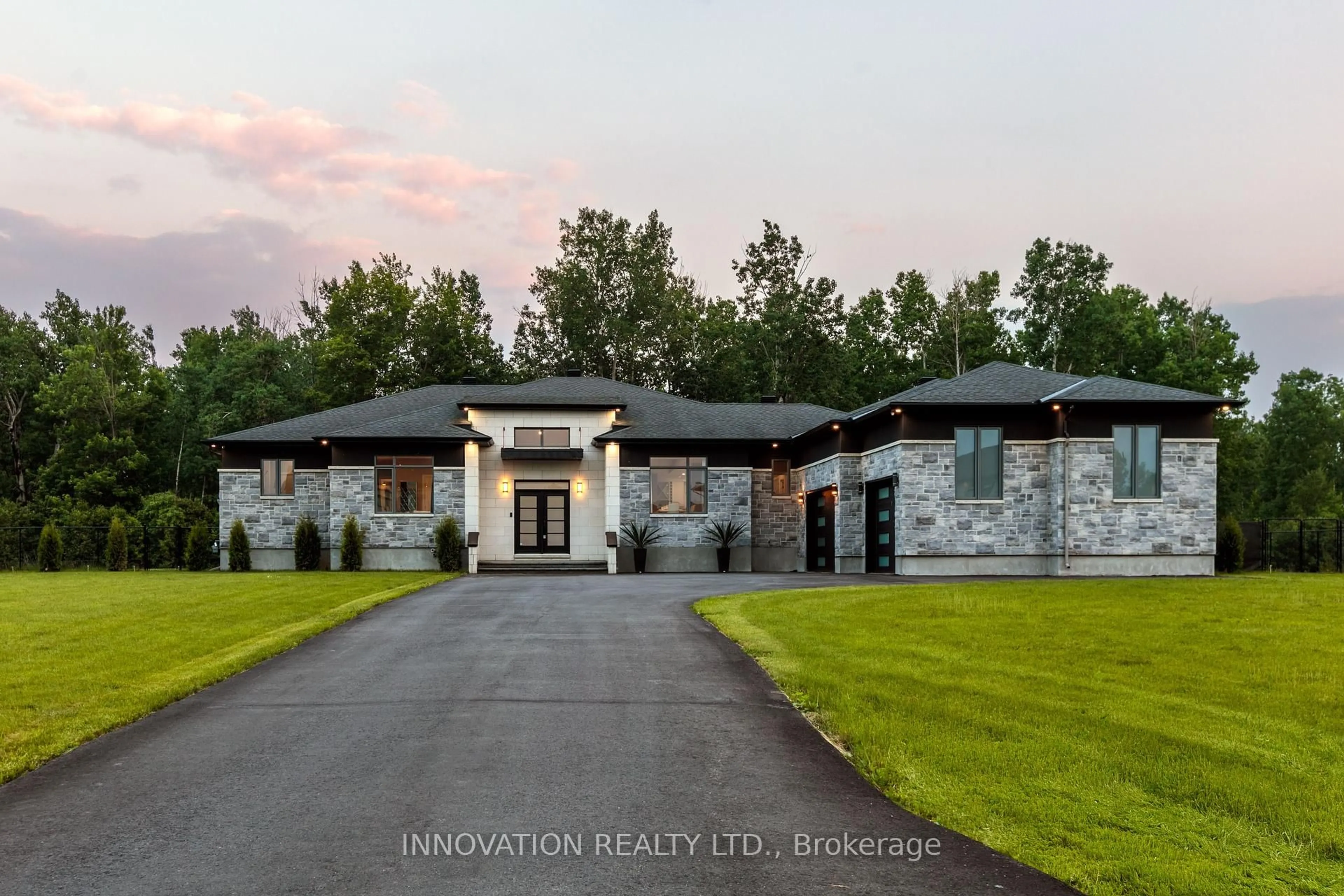 Unknown for 651 Ballycastle Cres, Ottawa Ontario K1X 0A3