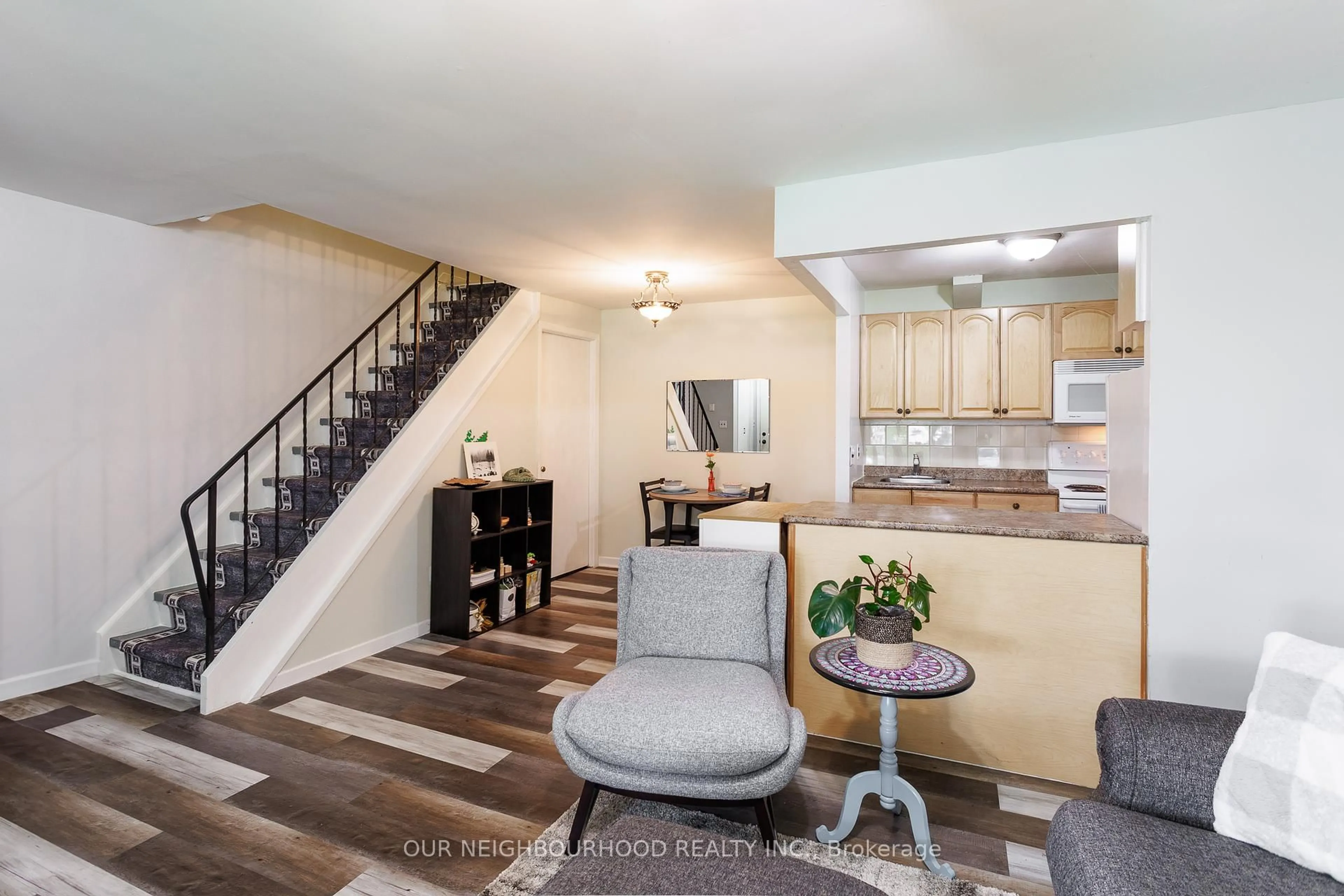 Open concept kitchen, unknown for 158 Cromwell St #1a, Trent Hills Ontario K0L 1L0