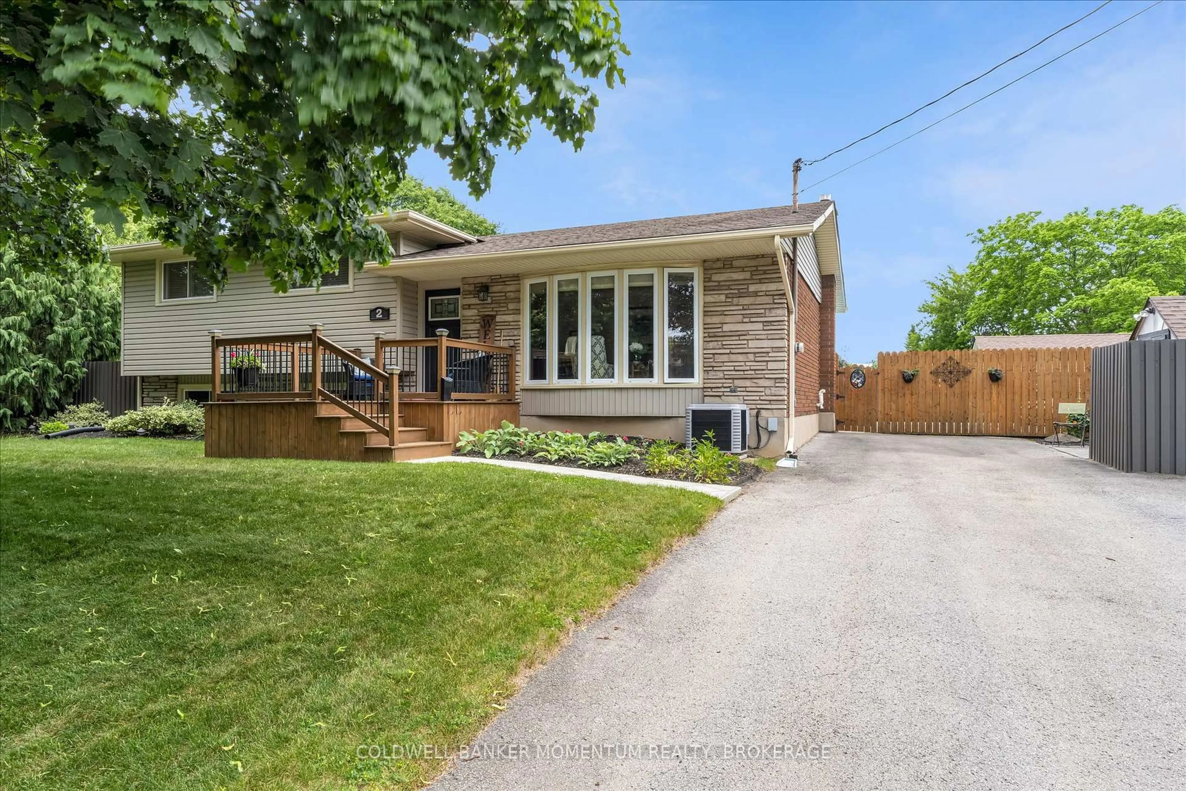Home with brick exterior material, street for 2 Clipper Bay, St. Catharines Ontario L2M 4E3