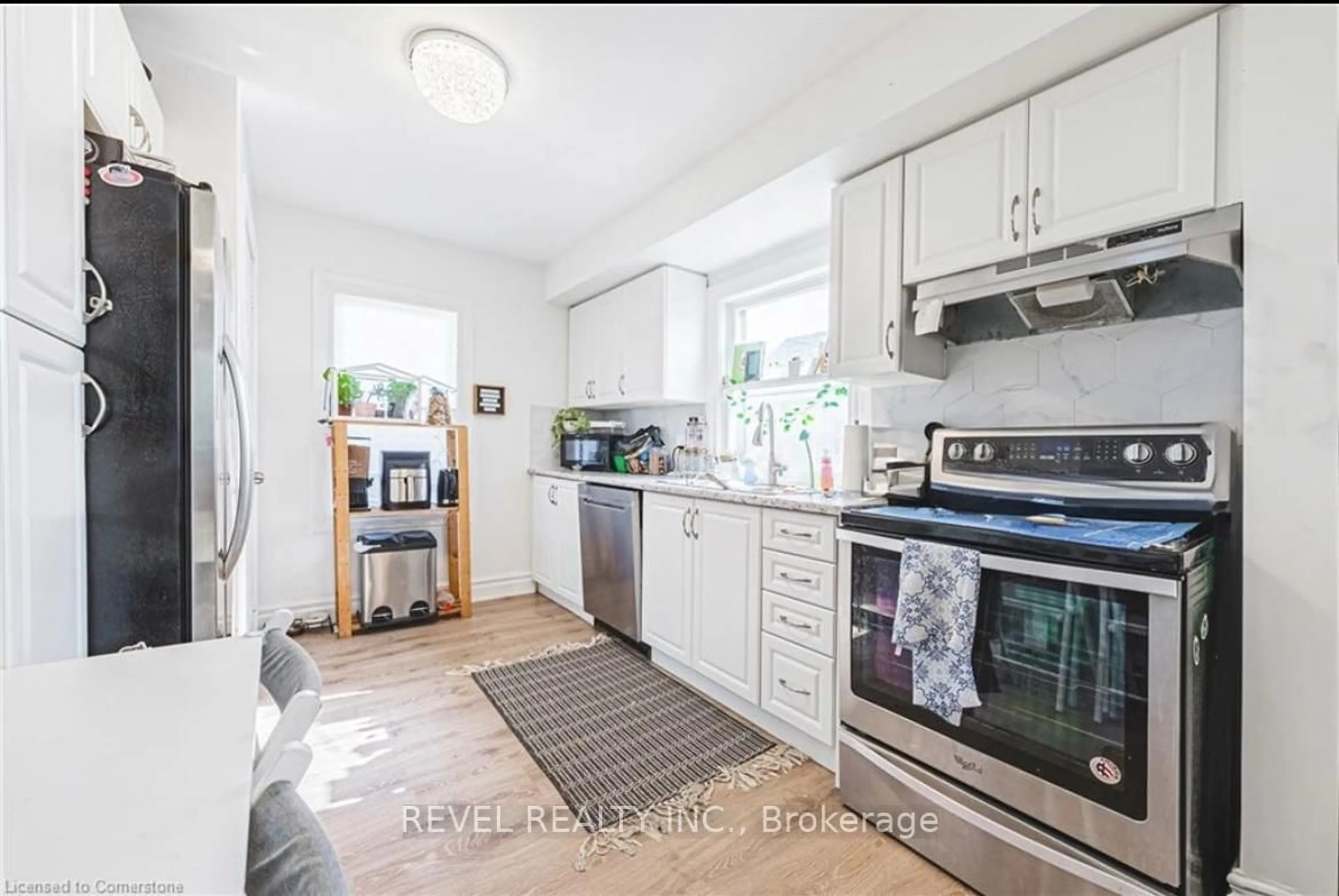 Unknown for 80 Livingston Ave, Grimsby Ontario L3M 1L5