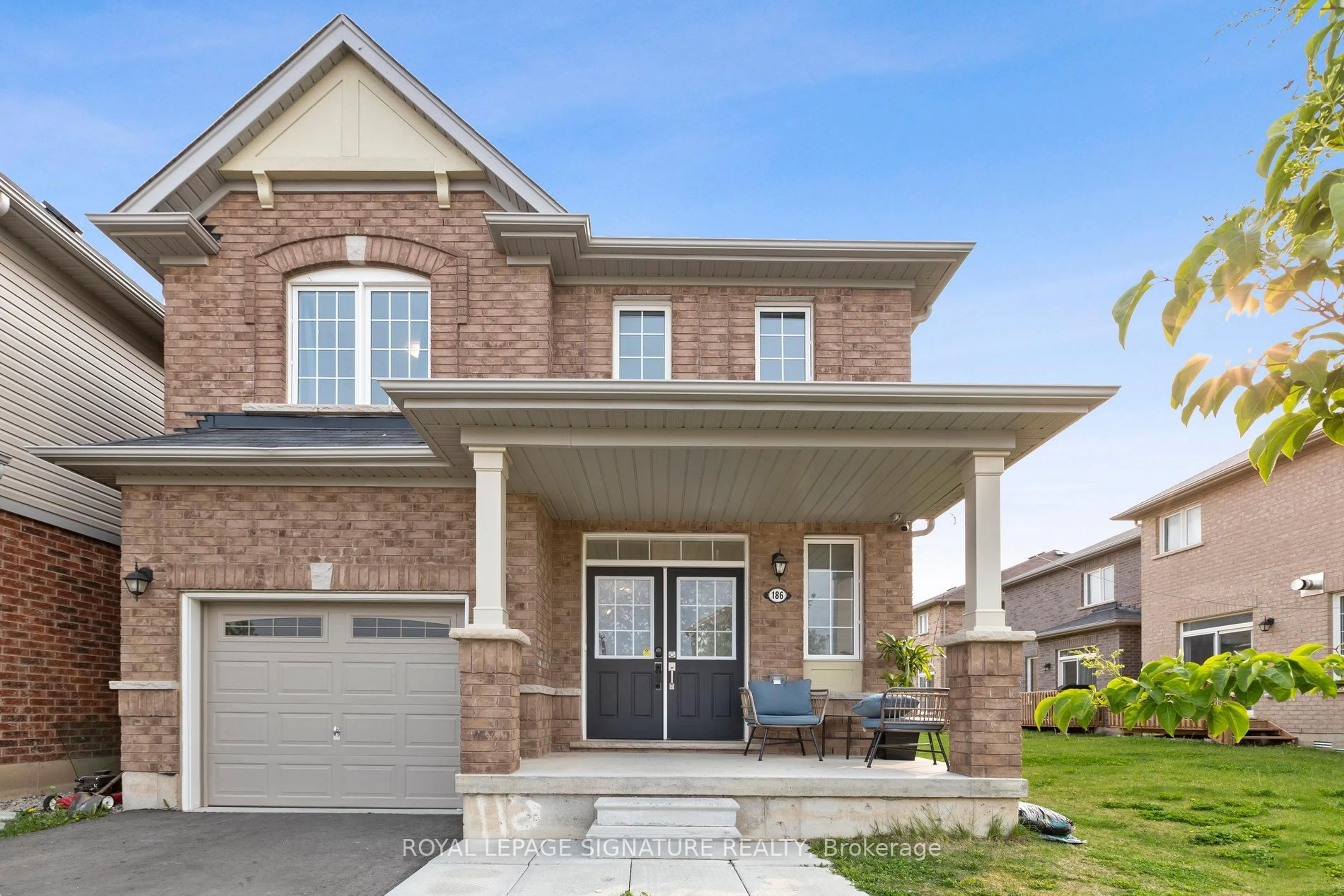Home with brick exterior material, street for 186 Munro Circ, Brantford Ontario N3T 5L5