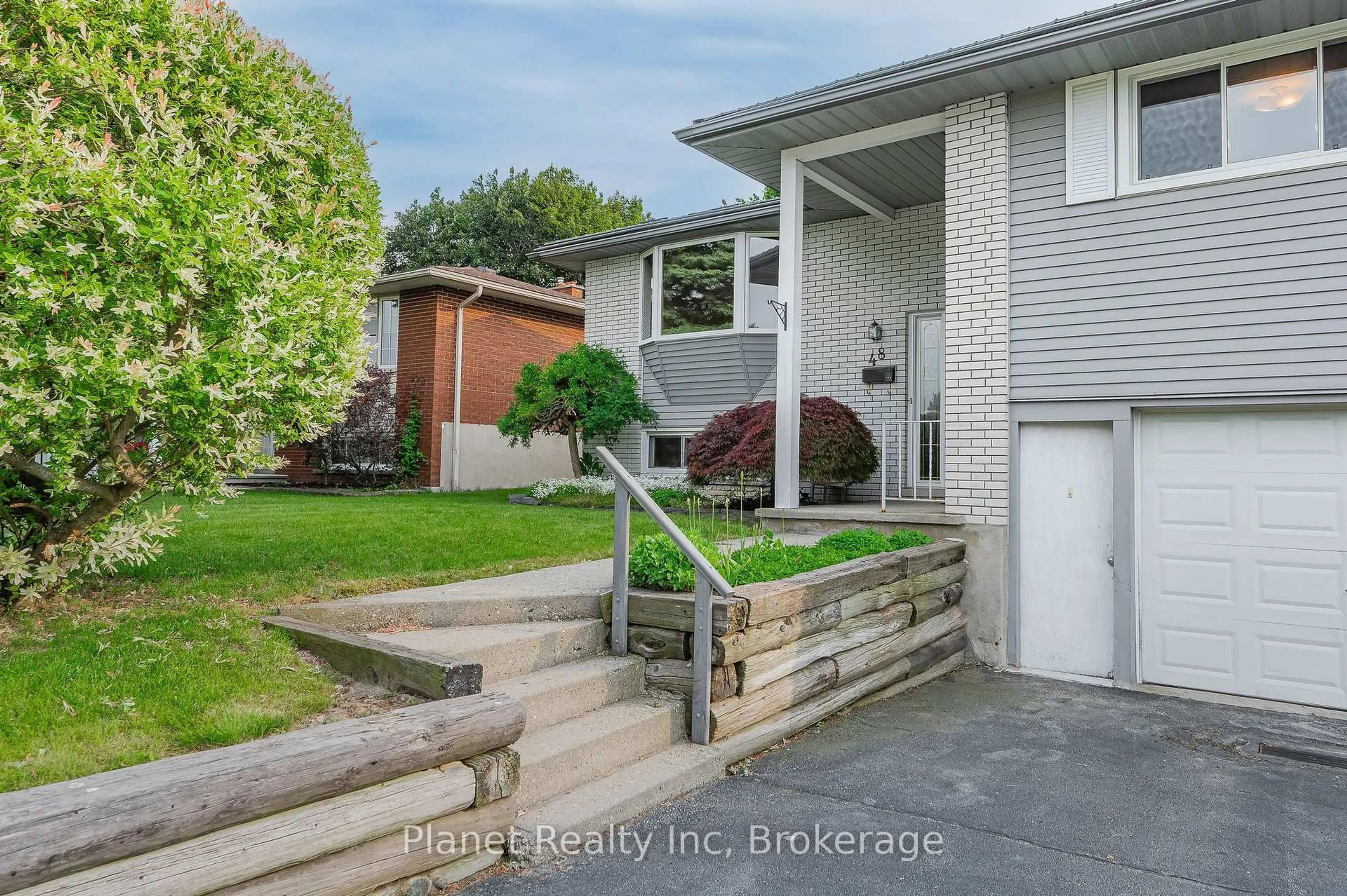 Unknown for 48 Uplands Pl, Guelph Ontario N1E 3R4