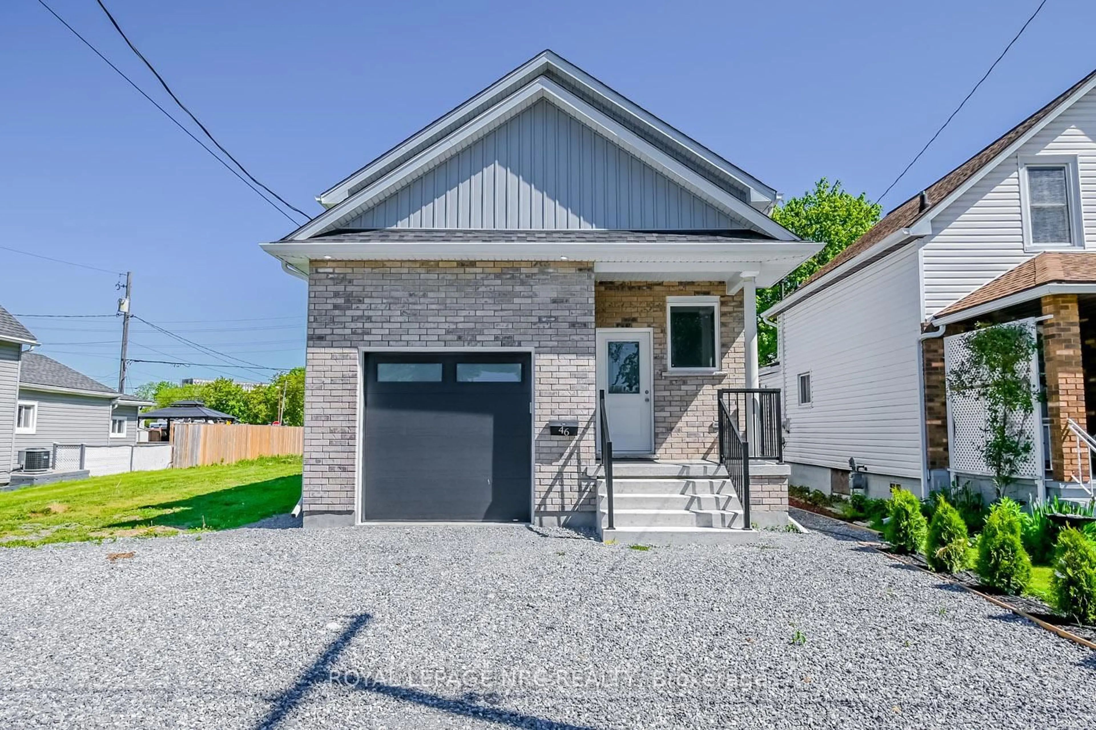 Home with brick exterior material, street for 46 Chestnut St, Port Colborne Ontario L3K 1R4