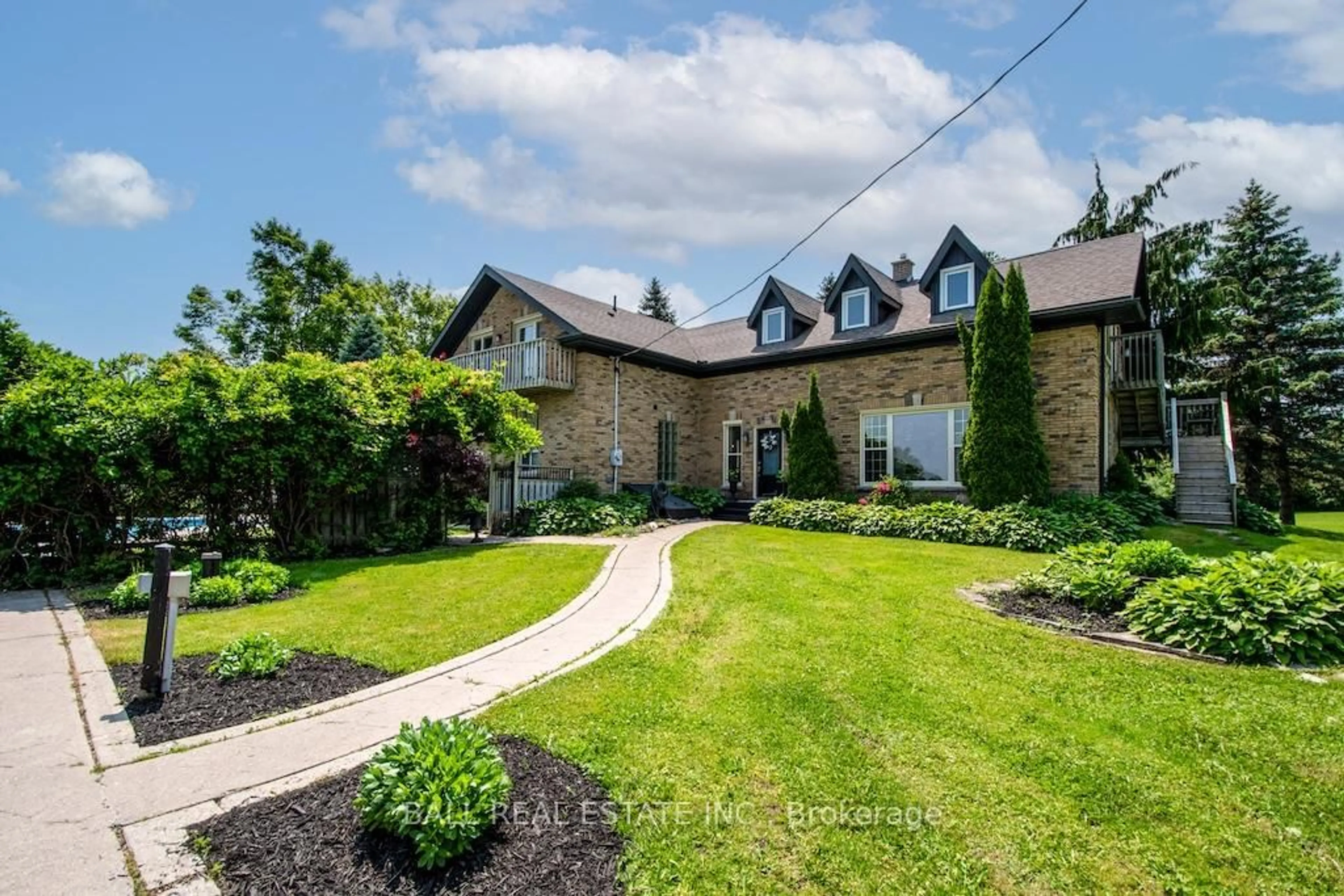 A pic from outside/outdoor area/front of a property/back of a property/a pic from drone, street for 587 Centre Line, Selwyn Ontario K9J 6X5
