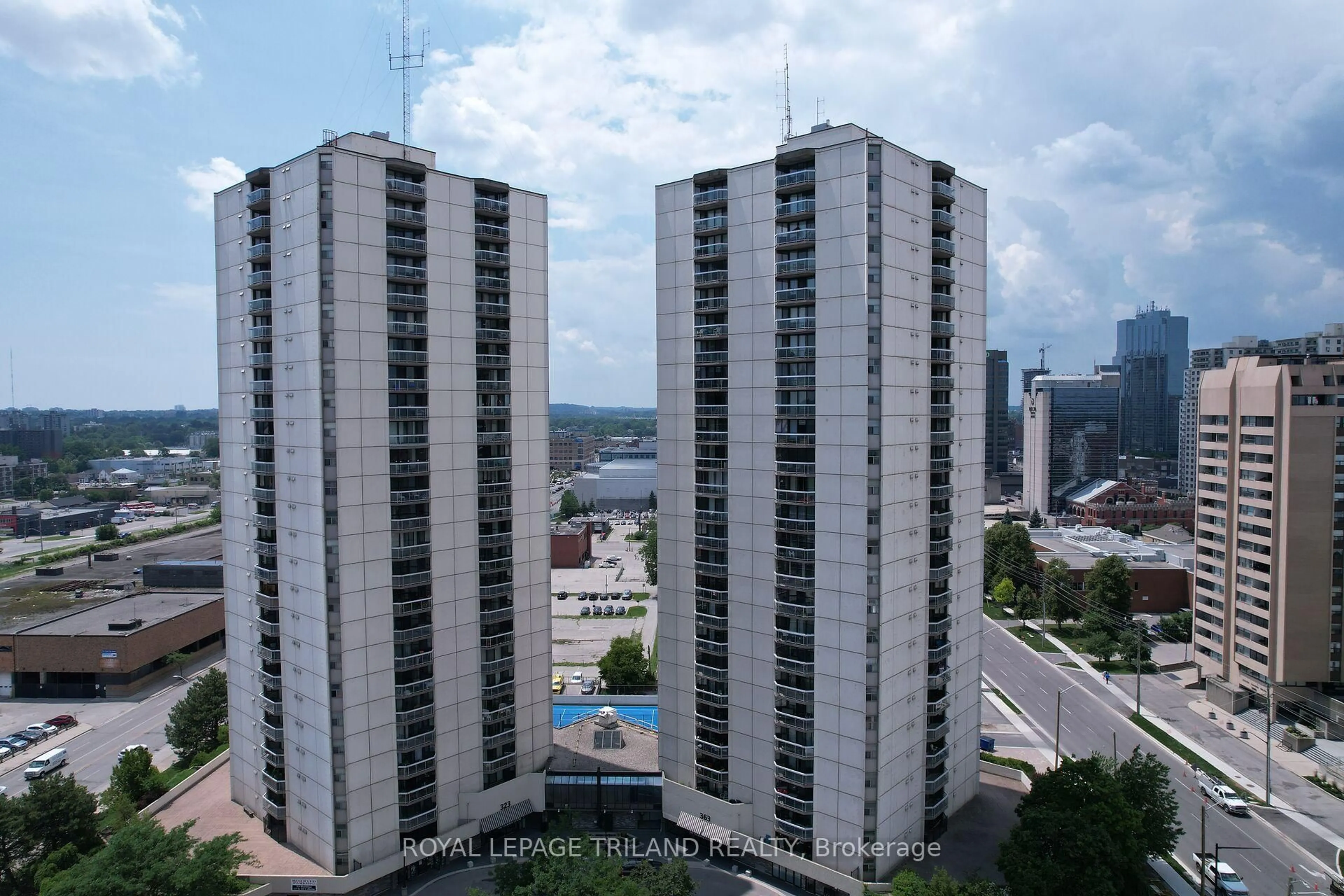A pic from outside/outdoor area/front of a property/back of a property/a pic from drone, city buildings view from balcony for 323 Colborne St #2506, London East Ontario N6B 3N8