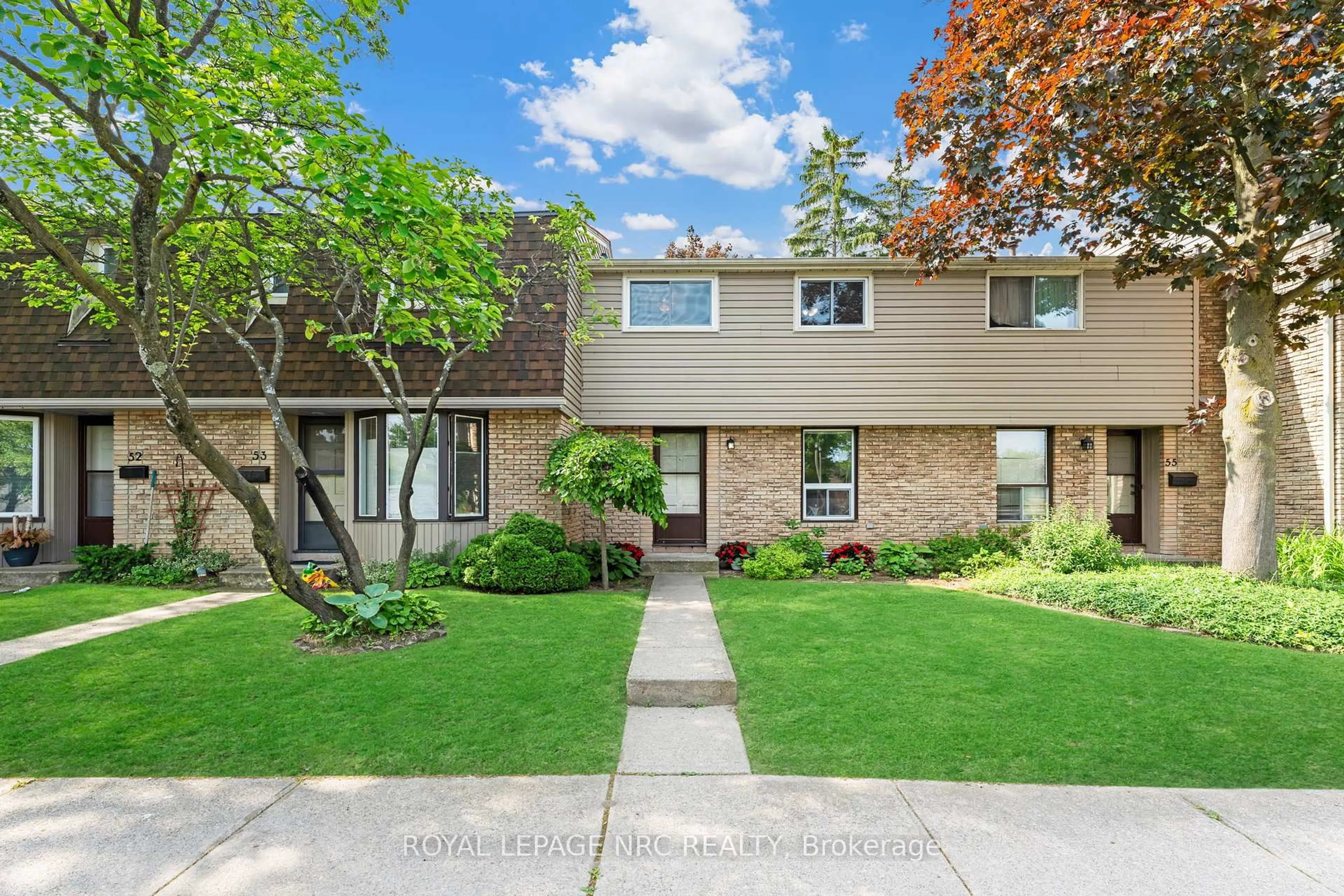 Home with brick exterior material, street for 75 Ventura Dr #54, St. Catharines Ontario L2R 7J7