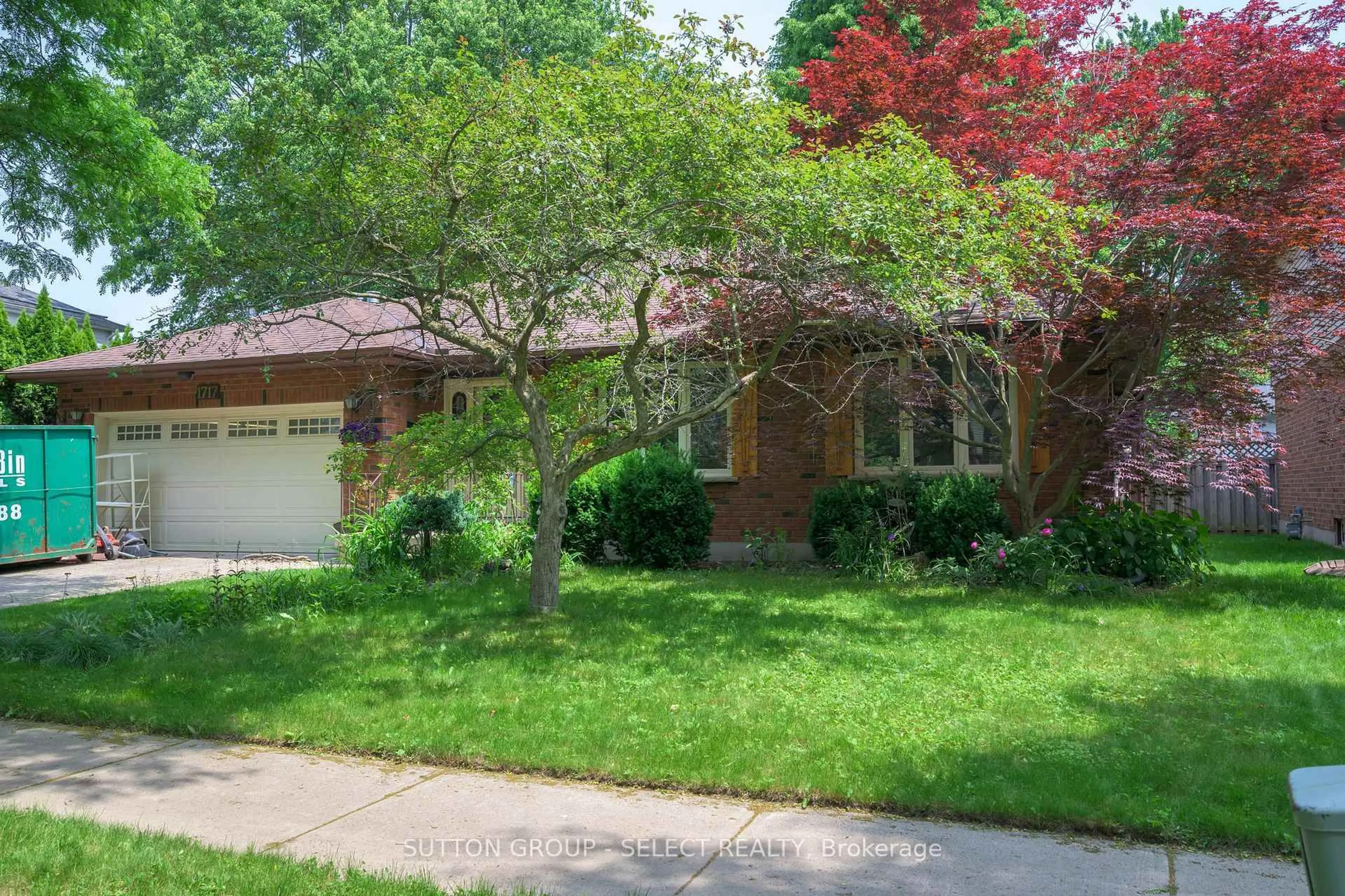 Home with brick exterior material, street for 1717 Phillbrook Cres, London North Ontario N5X 2Z5