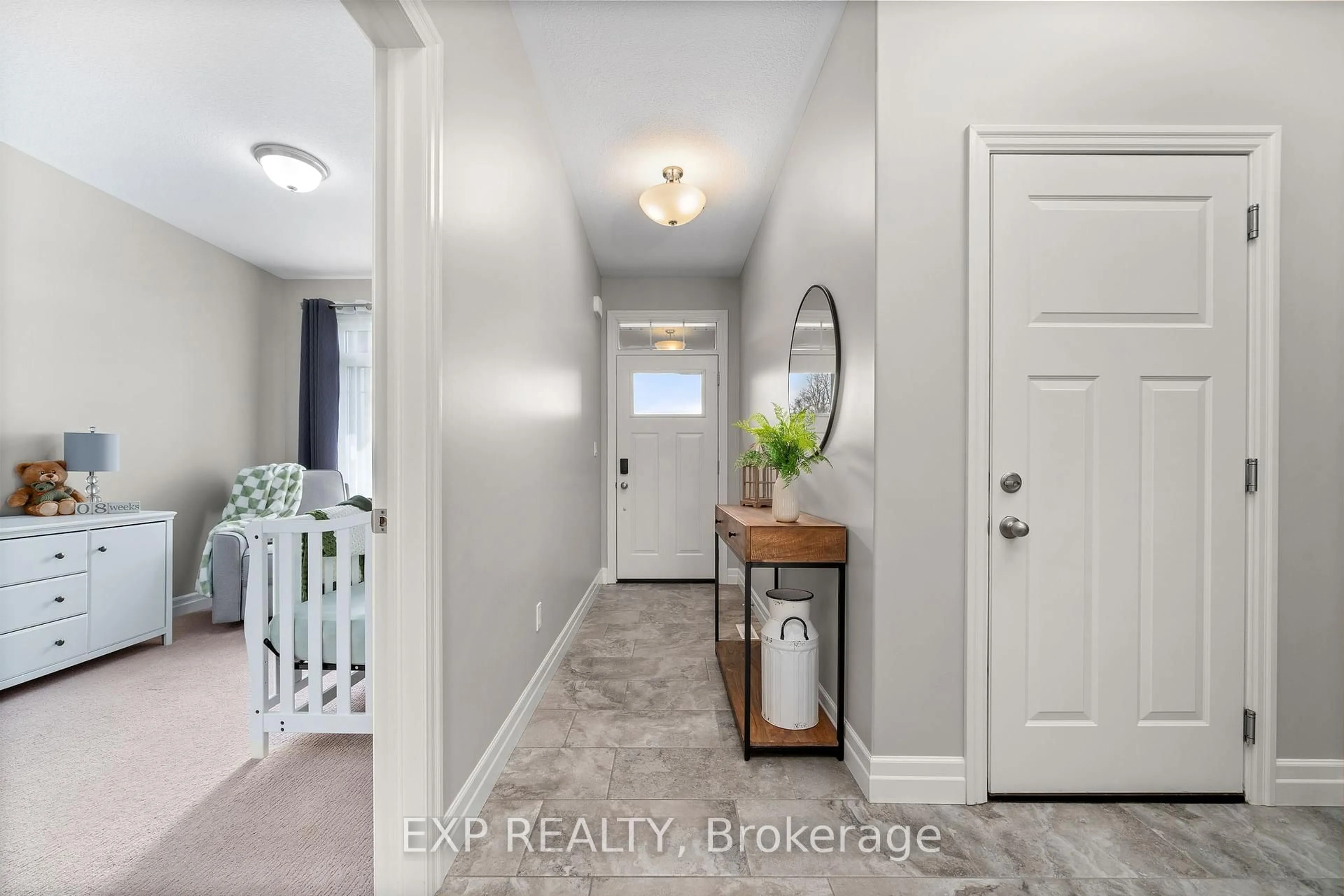 Indoor entryway for 110 Spruce Gdns, Belleville Ontario K8N 0B5