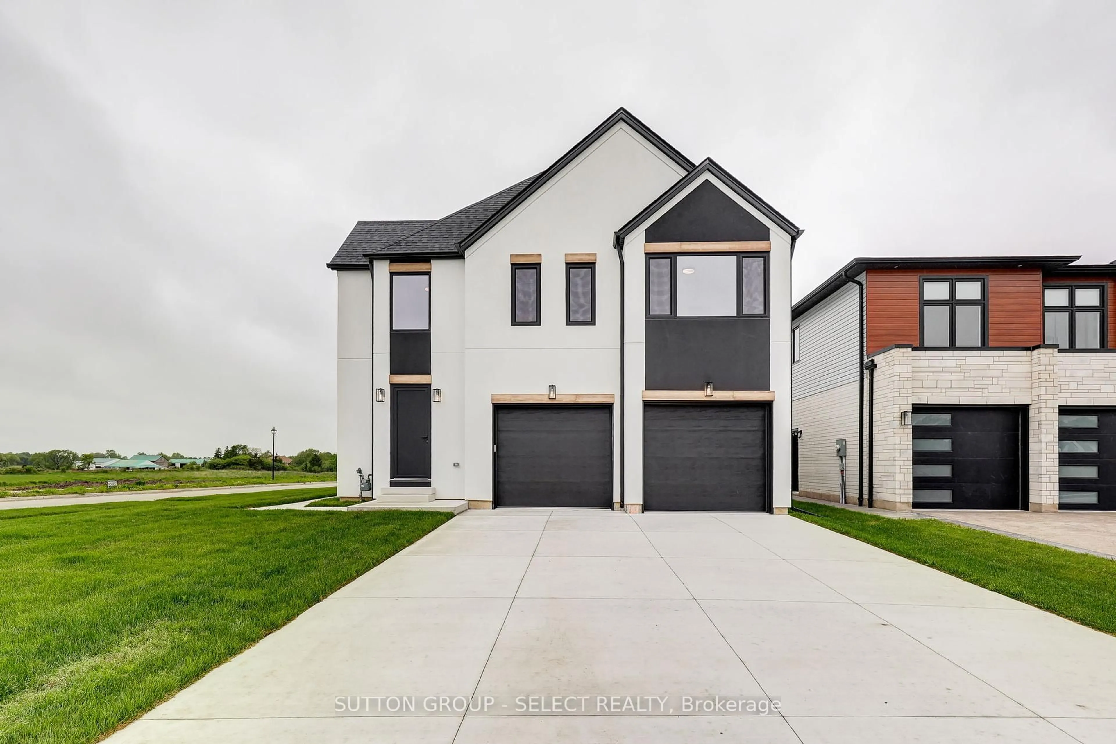 Home with brick exterior material, street for 2 Five Stakes St, Southwold Ontario N5P 3T2