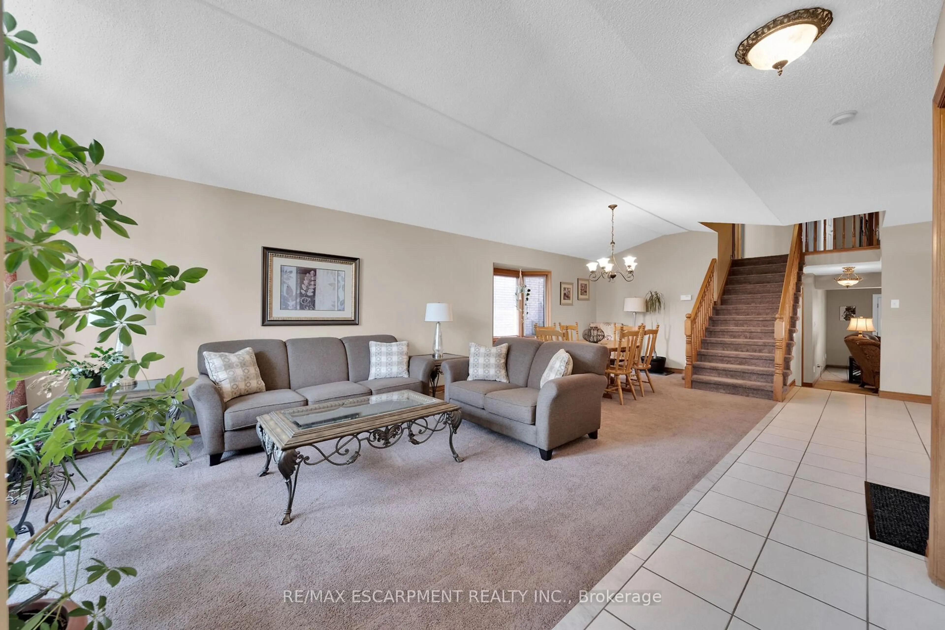 Living room with furniture, unknown for 212 Alderlea Ave, Hamilton Ontario L0R 1W0