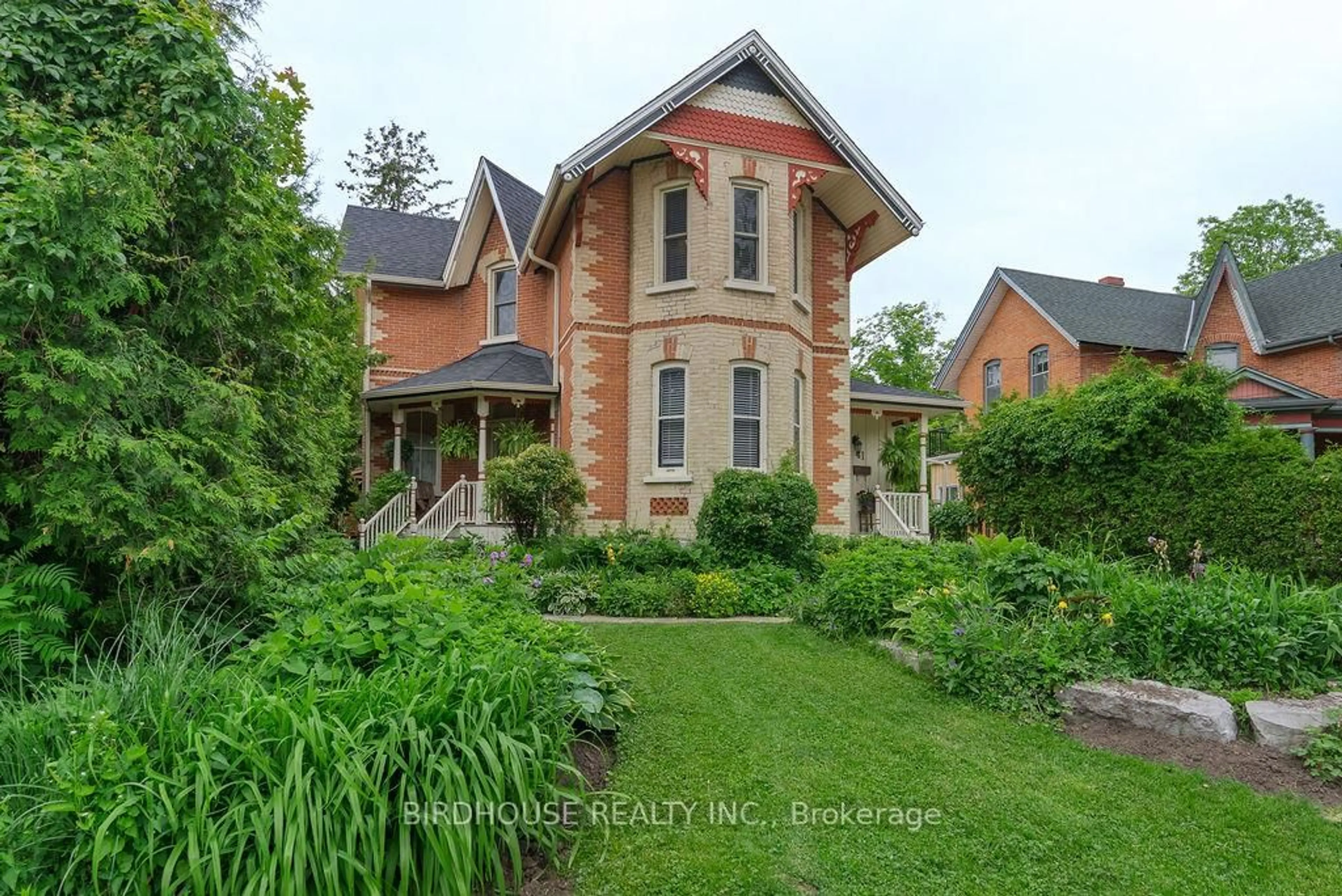 Home with brick exterior material, street for 41 Victoria Ave, Kawartha Lakes Ontario K9V 4E8