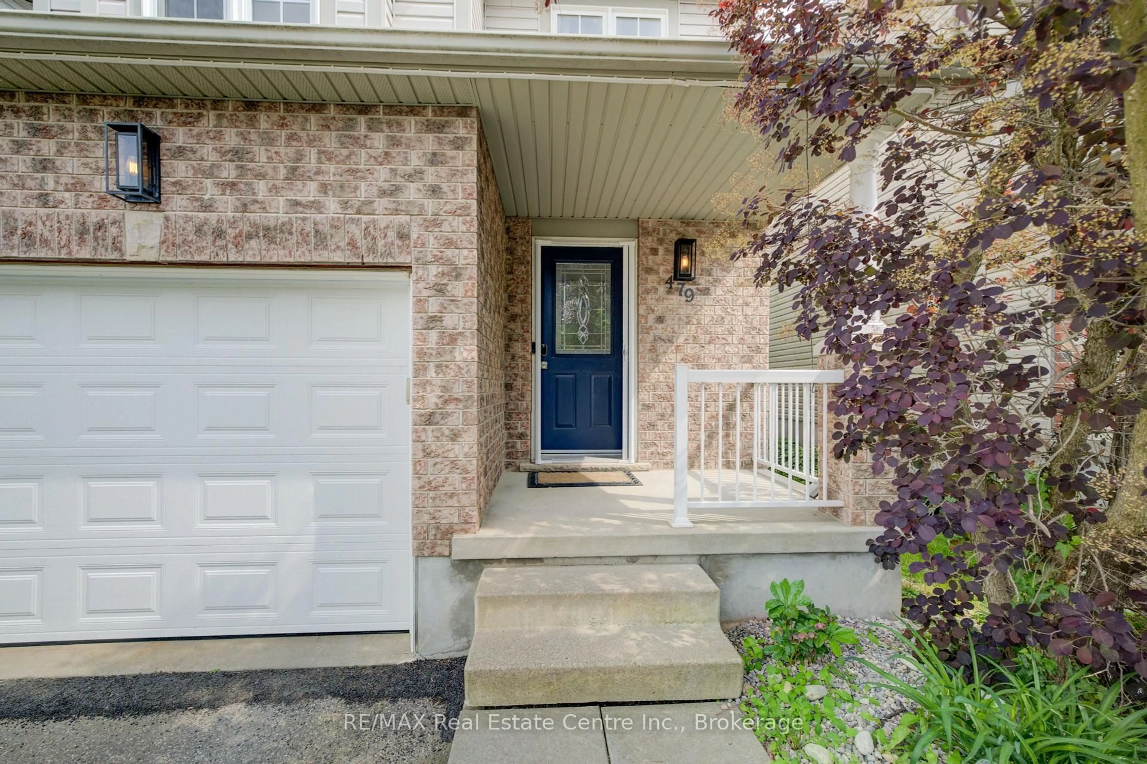 Indoor entryway for 479 Trembling Aspen Ave, Waterloo Ontario N2V 2T4