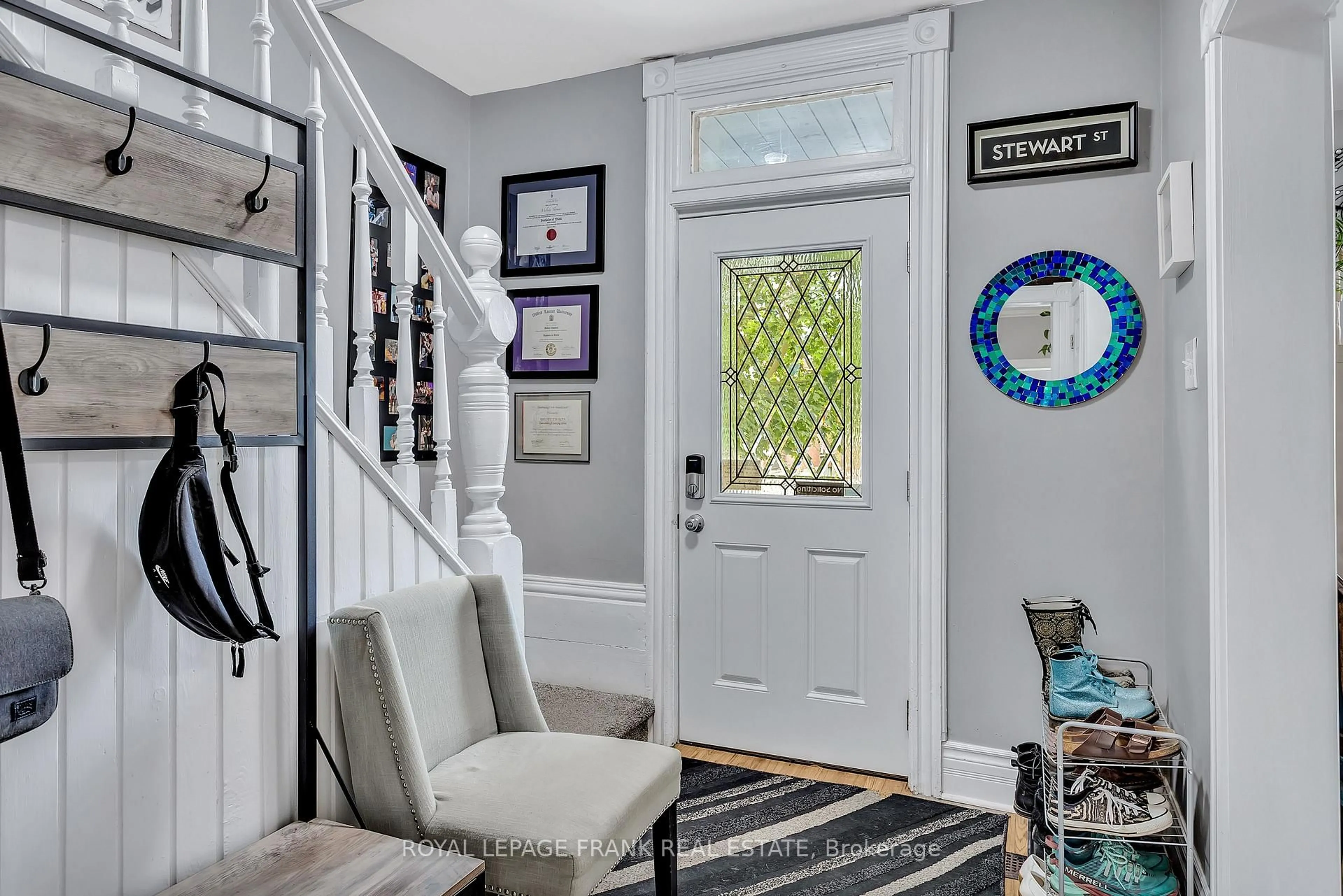 Indoor entryway for 178 Stewart St, Peterborough Central Ontario K9J 3M5