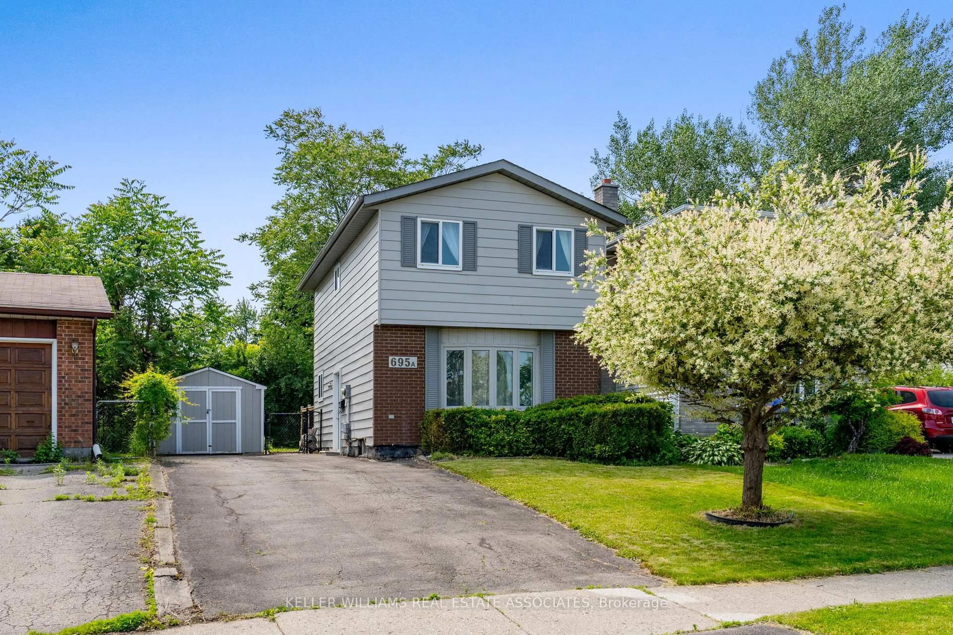 Home with vinyl exterior material, street for 695A Highpoint Blvd #A, Waterloo Ontario N2Z 1G8