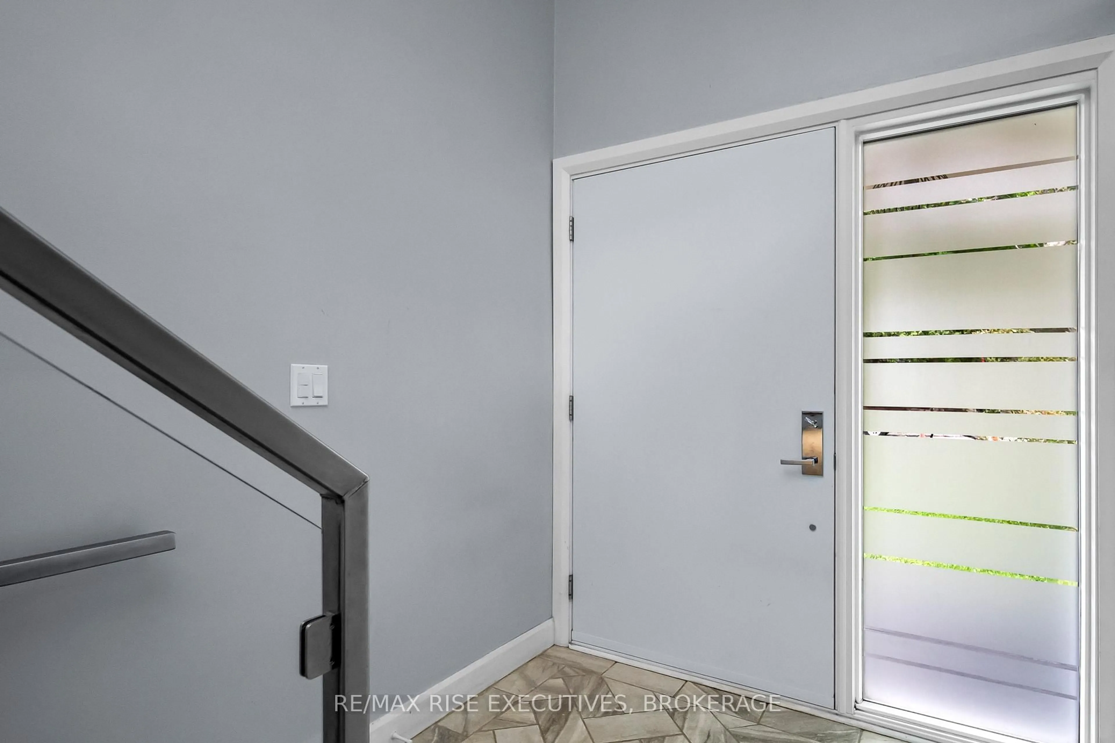 Indoor entryway for 36 Casterton Ave, Kingston Ontario K7M 1R5