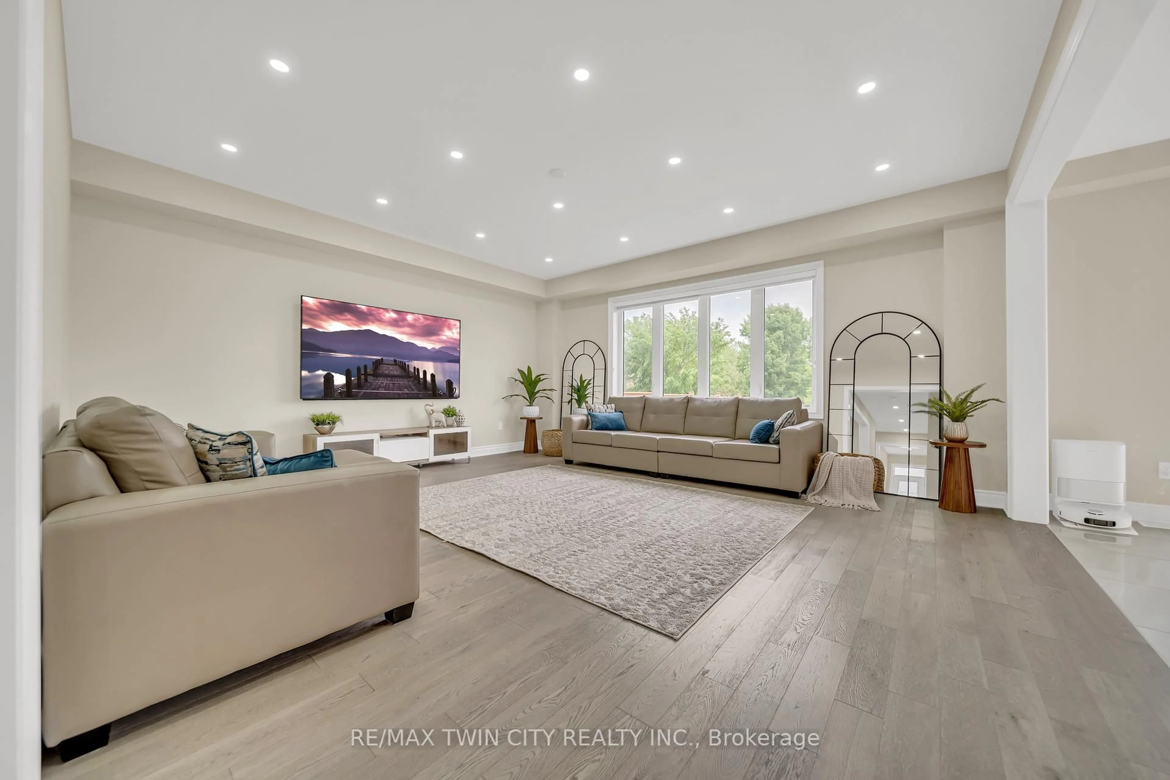 Living room with furniture, unknown for 35 Santo Crt, Woolwich Ontario N0B 1M0