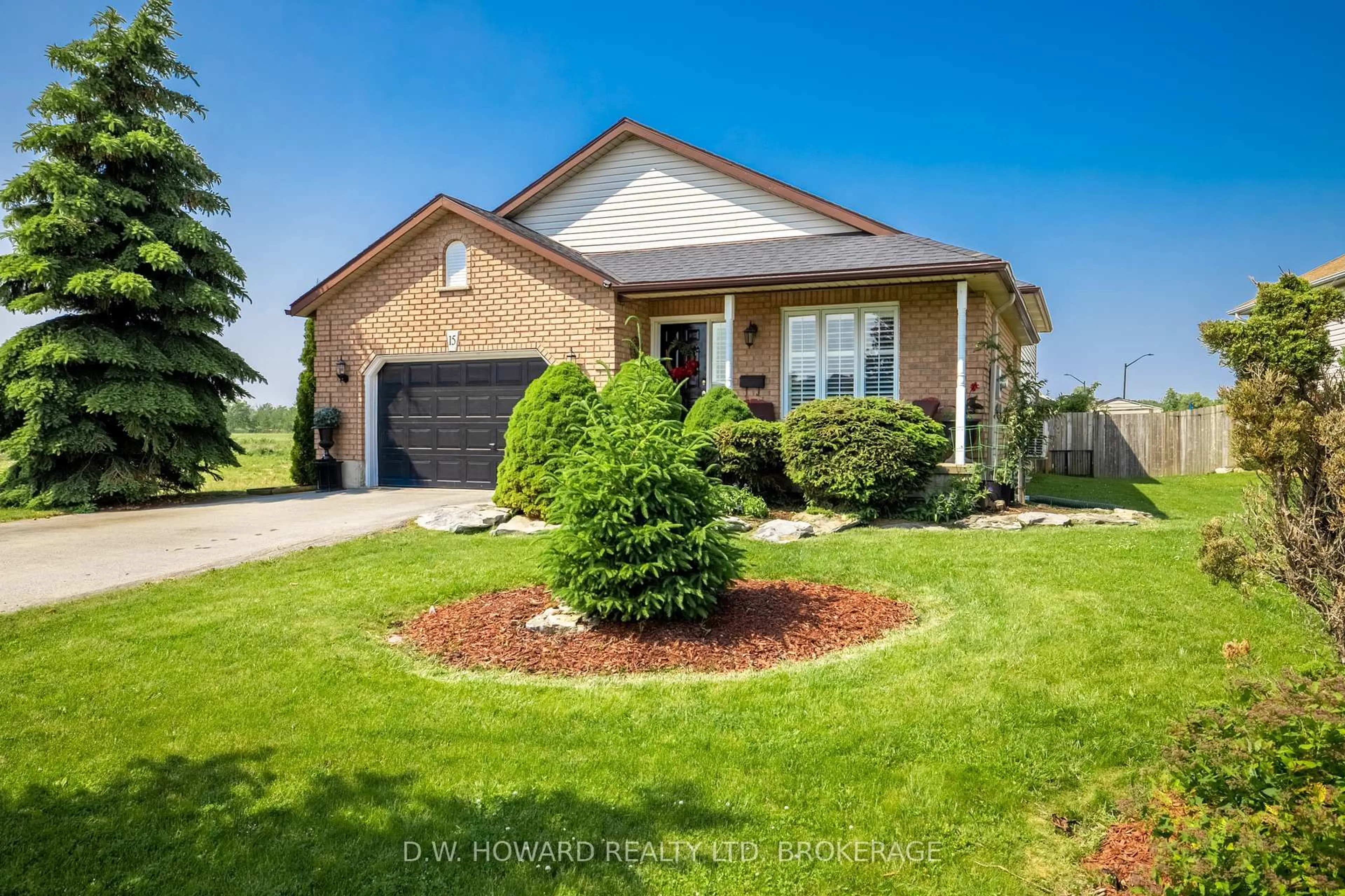 Home with brick exterior material, street for 15 Meadowlark Dr, Port Colborne Ontario L3K 6E3