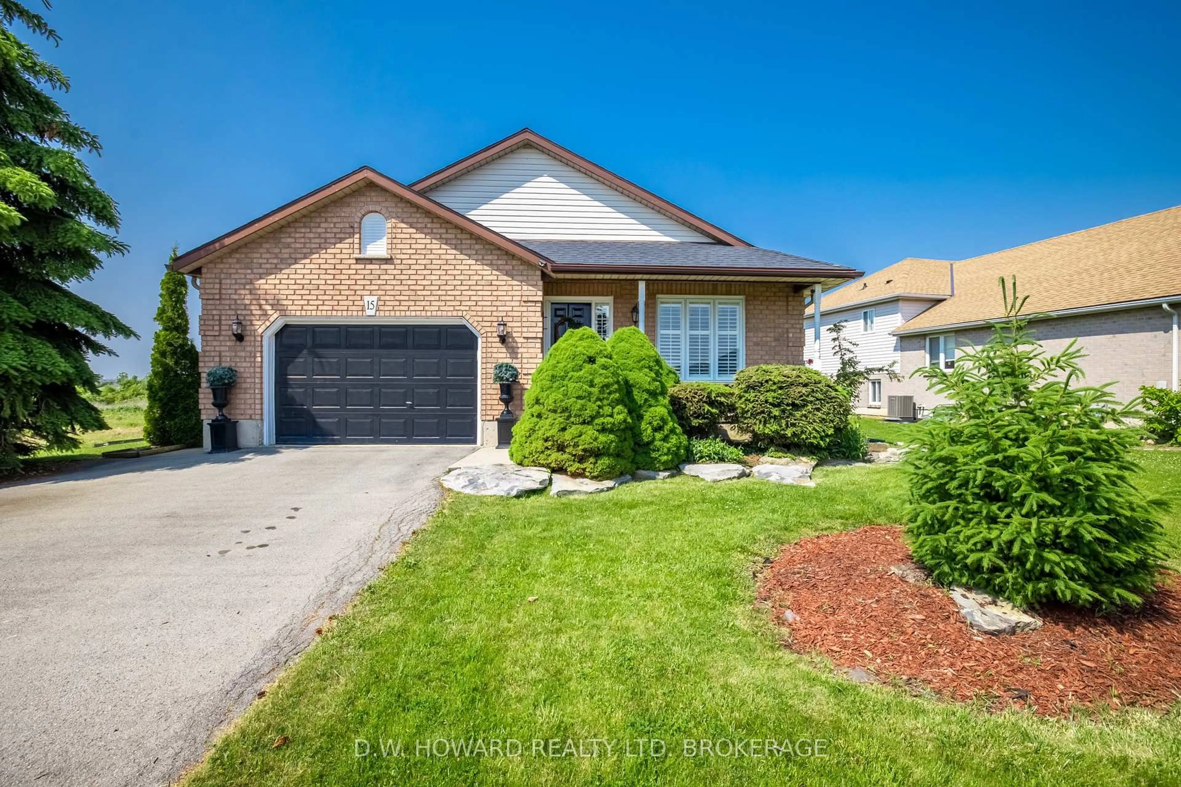Home with brick exterior material, street for 15 Meadowlark Dr, Port Colborne Ontario L3K 6E3