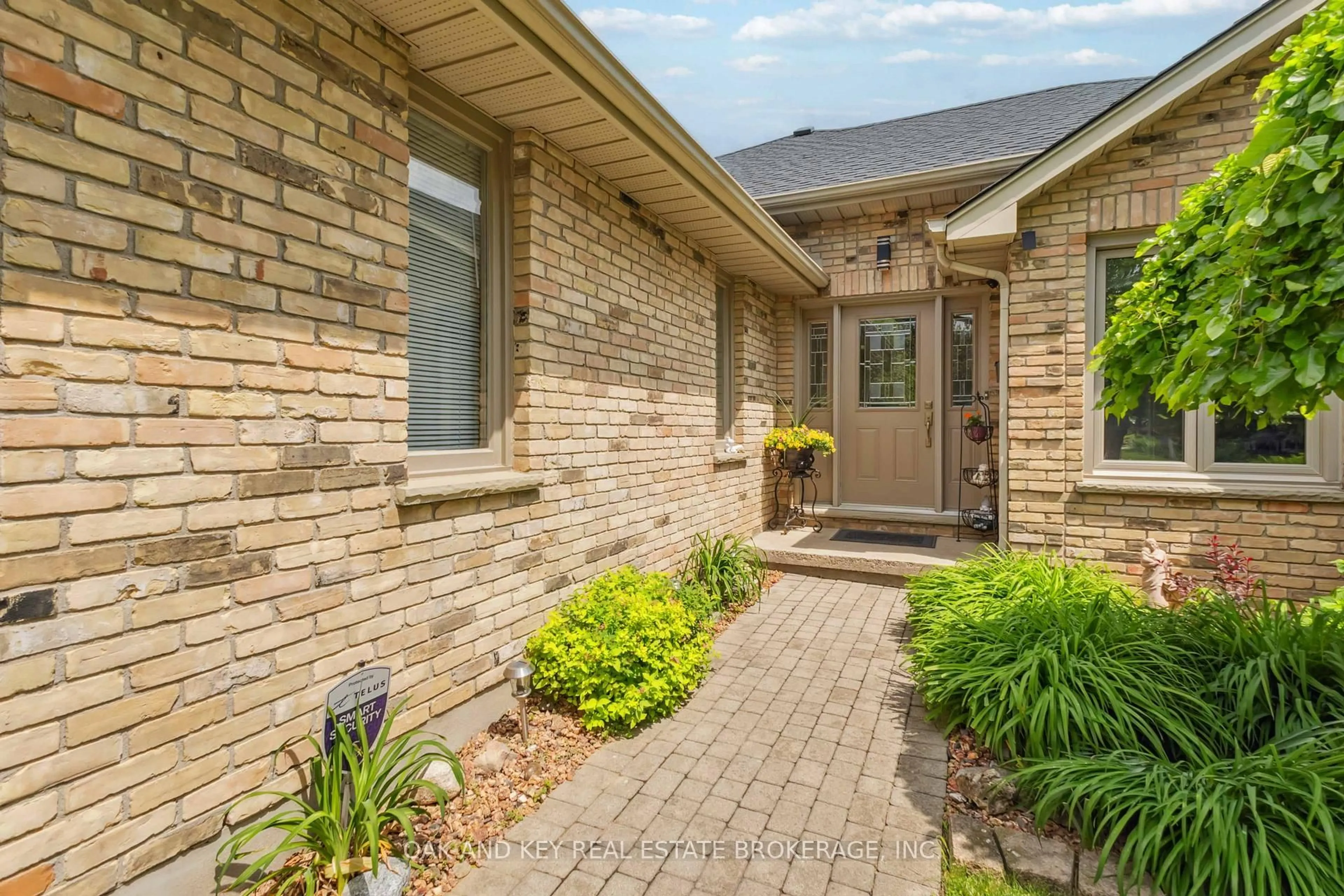 Home with brick exterior material, street for 94 SUNNYSIDE Dr, London North Ontario N5X 3N1