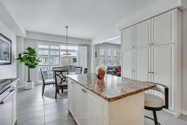 Additional property image - 110 Pagebrook Cres