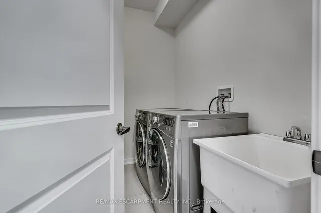 Additional property image - 110 Pagebrook Cres