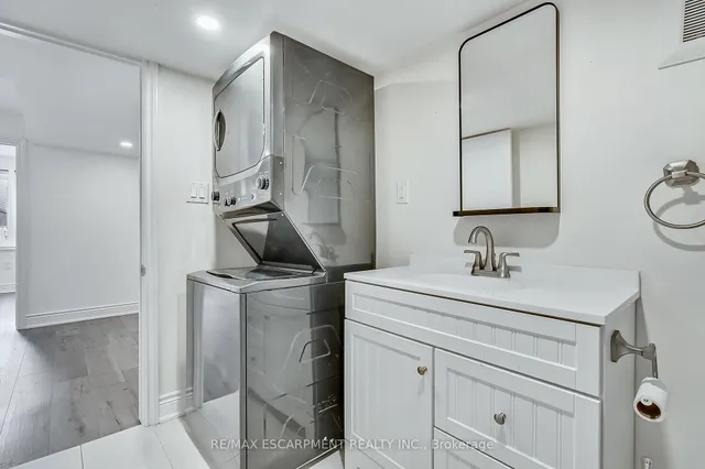 Additional property image - 110 Pagebrook Cres