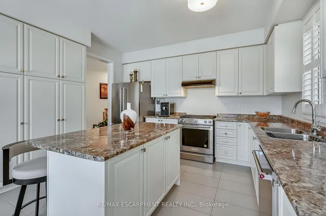 Additional property image - 110 Pagebrook Cres