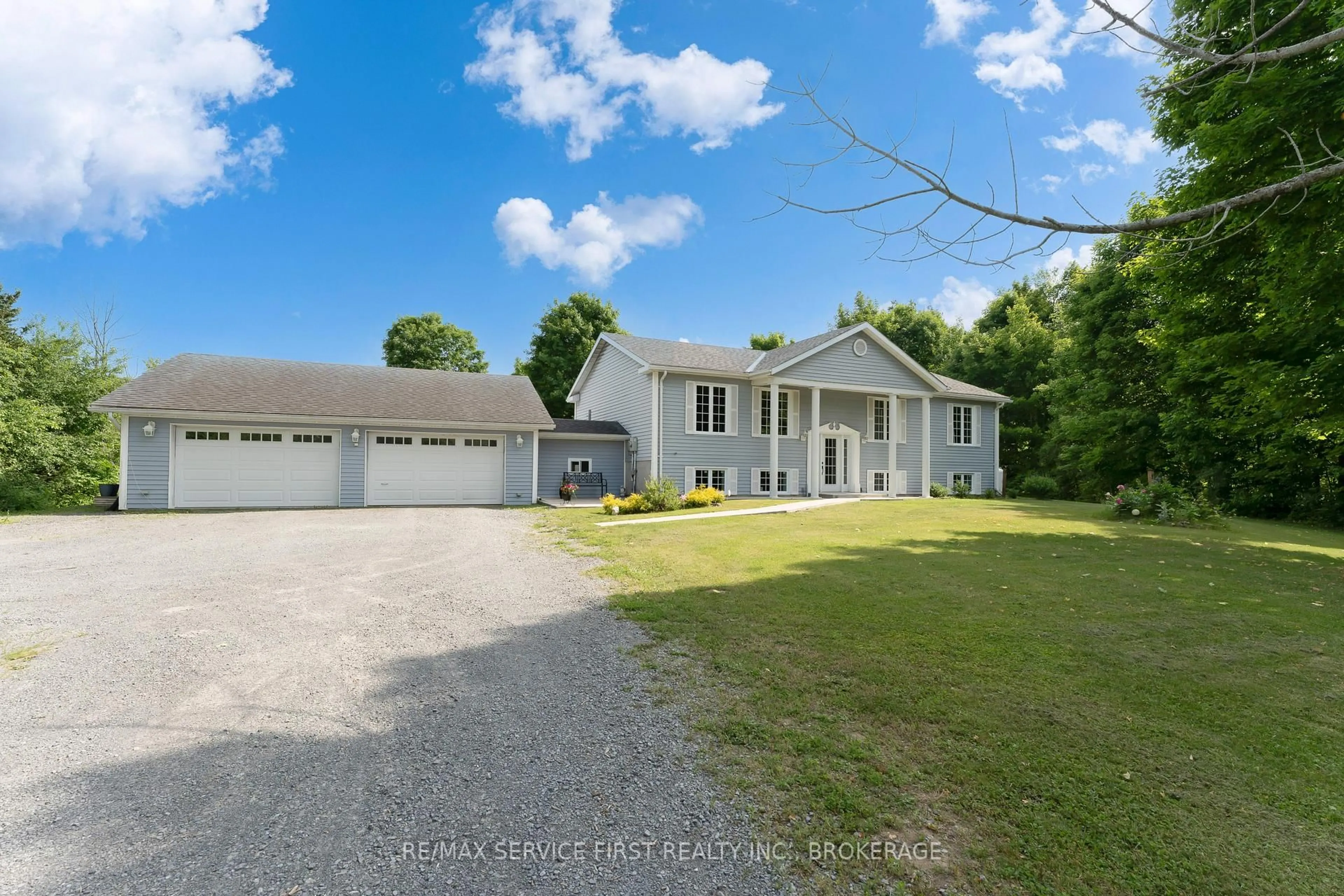 A pic from outside/outdoor area/front of a property/back of a property/a pic from drone, unknown for 3625 Greenfield Rd, Inverary Ontario K0H 1X0