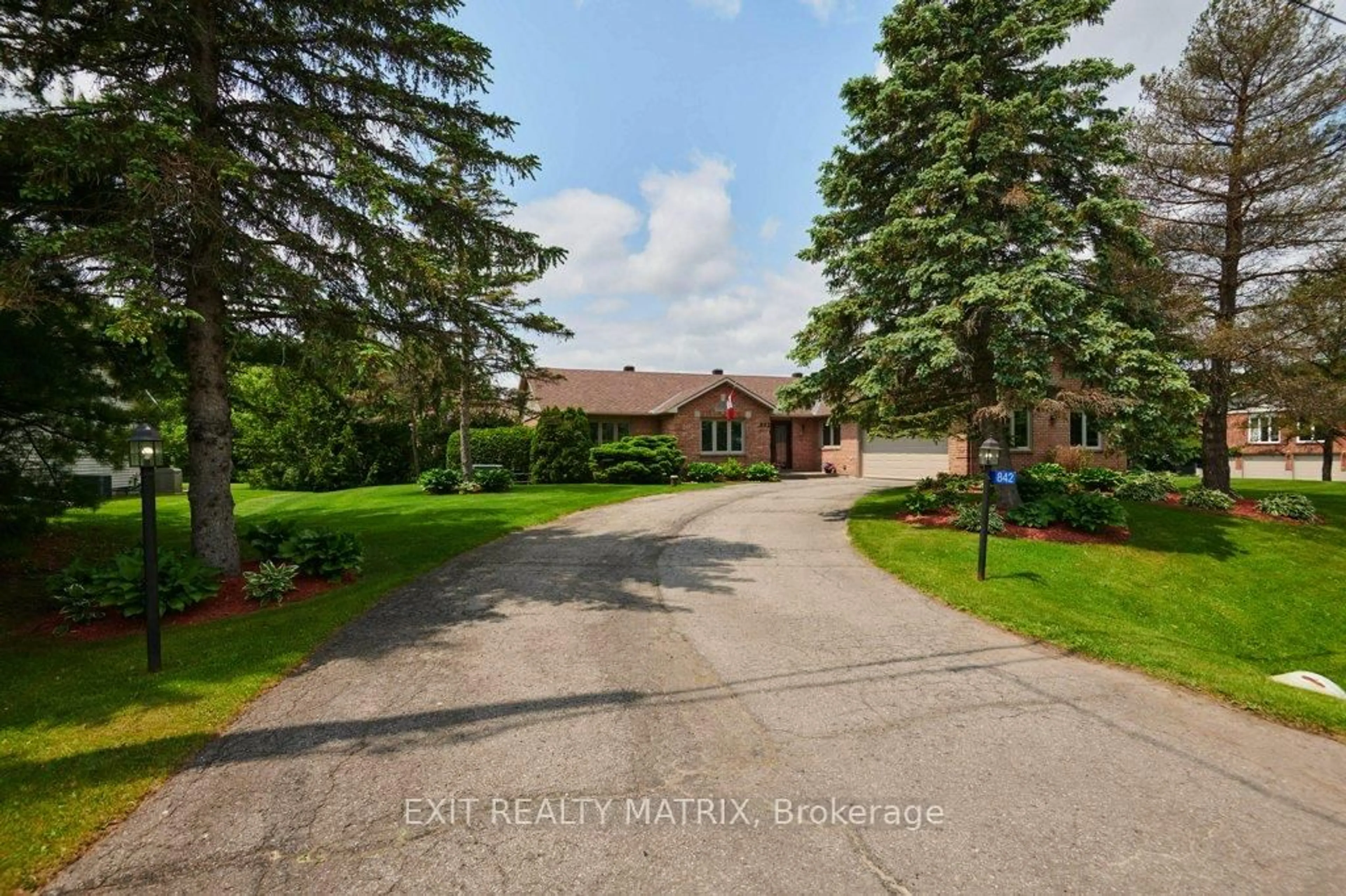 A pic from outside/outdoor area/front of a property/back of a property/a pic from drone, street for 842 Apple Lane, Cumberland Ontario K4C 1C1