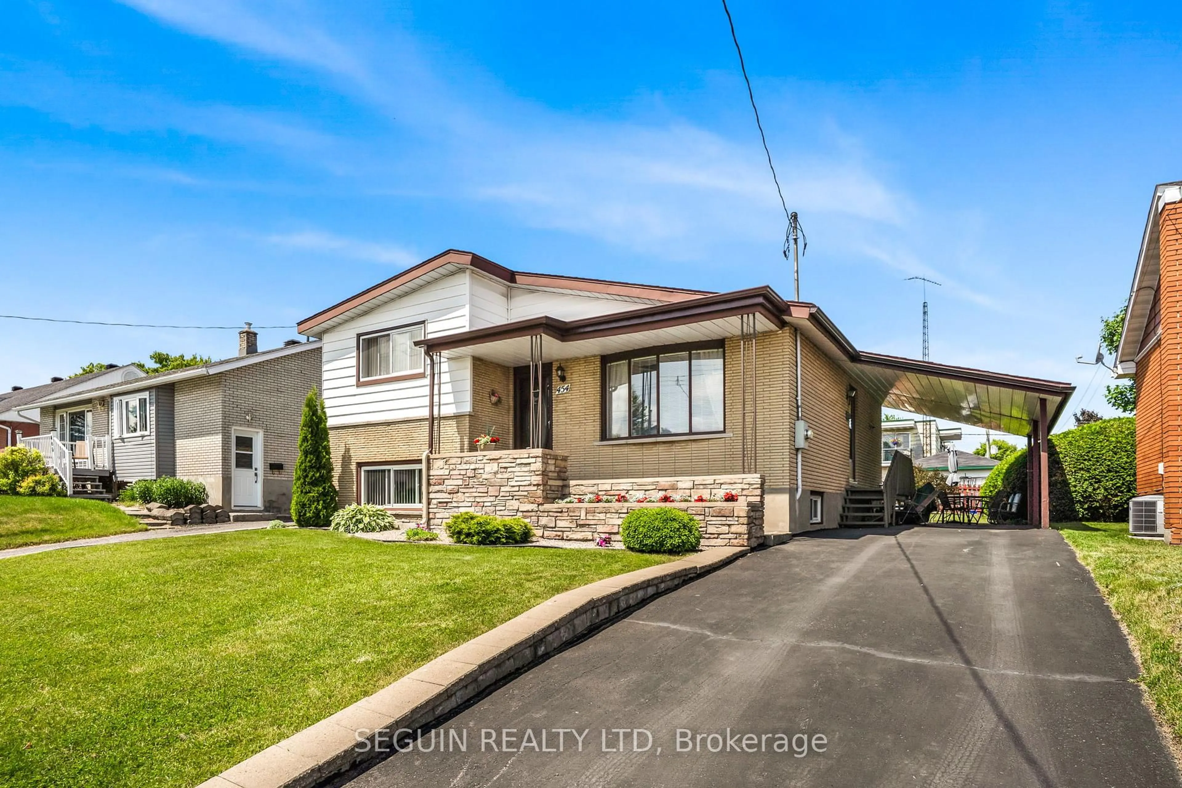Unknown for 454 Bertha St, Hawkesbury Ontario K6A 2B2