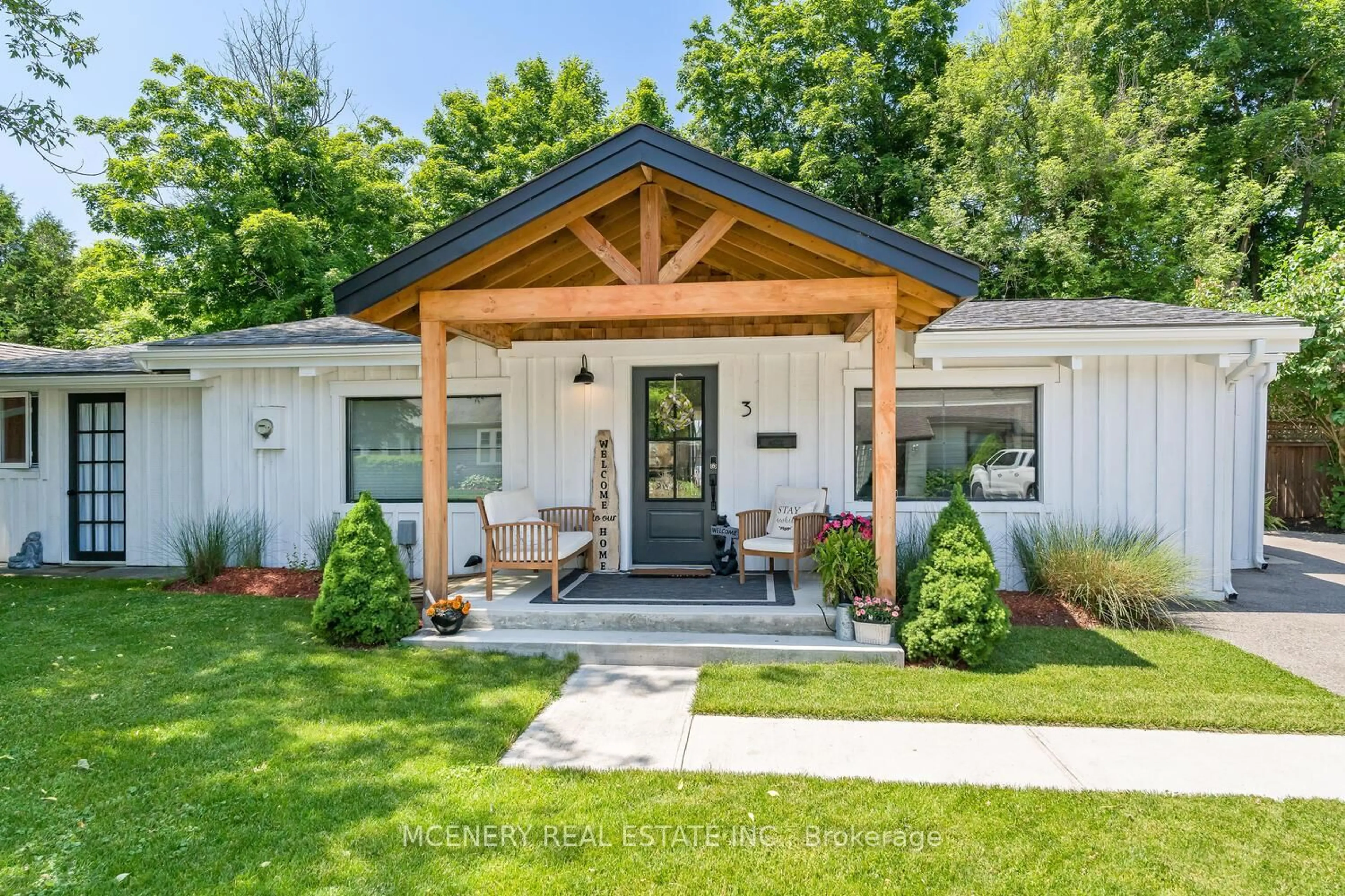 Unknown for 3 SUNNYSIDE Dr, Erin Ontario N0B 1T0