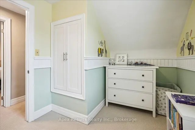 Additional property image - 246 East 43rd St