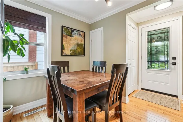 Additional property image - 246 East 43rd St
