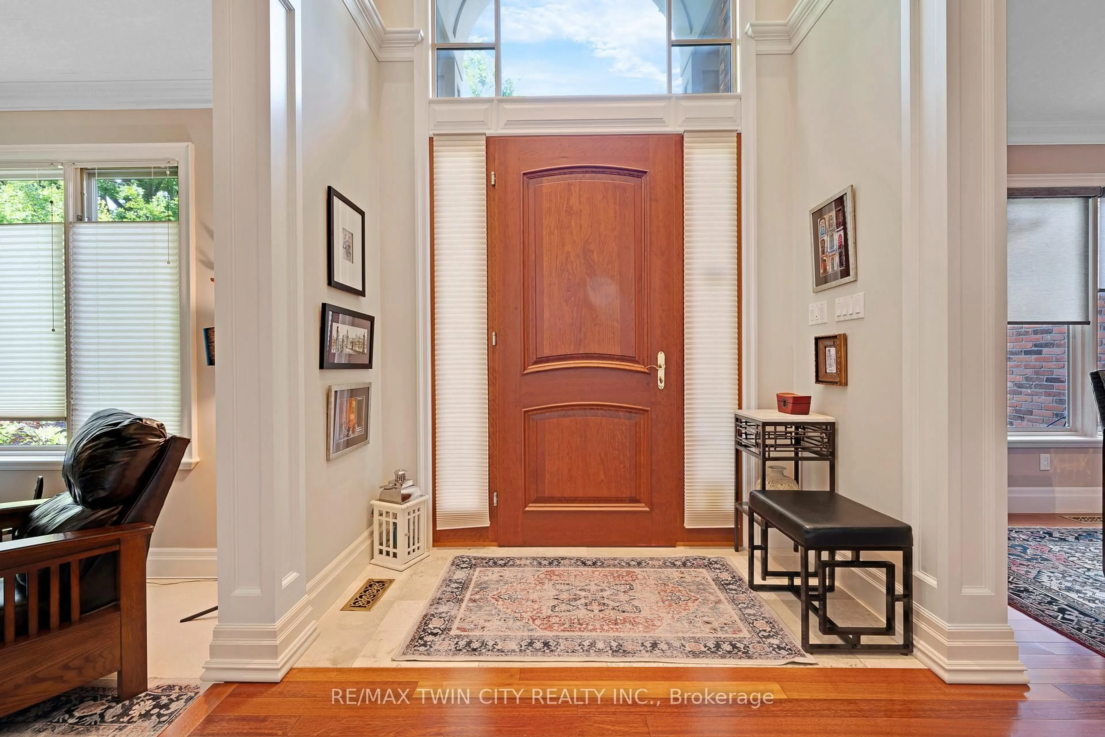 Indoor entryway for 273 Carrington Pl, Waterloo Ontario N2T 2L1