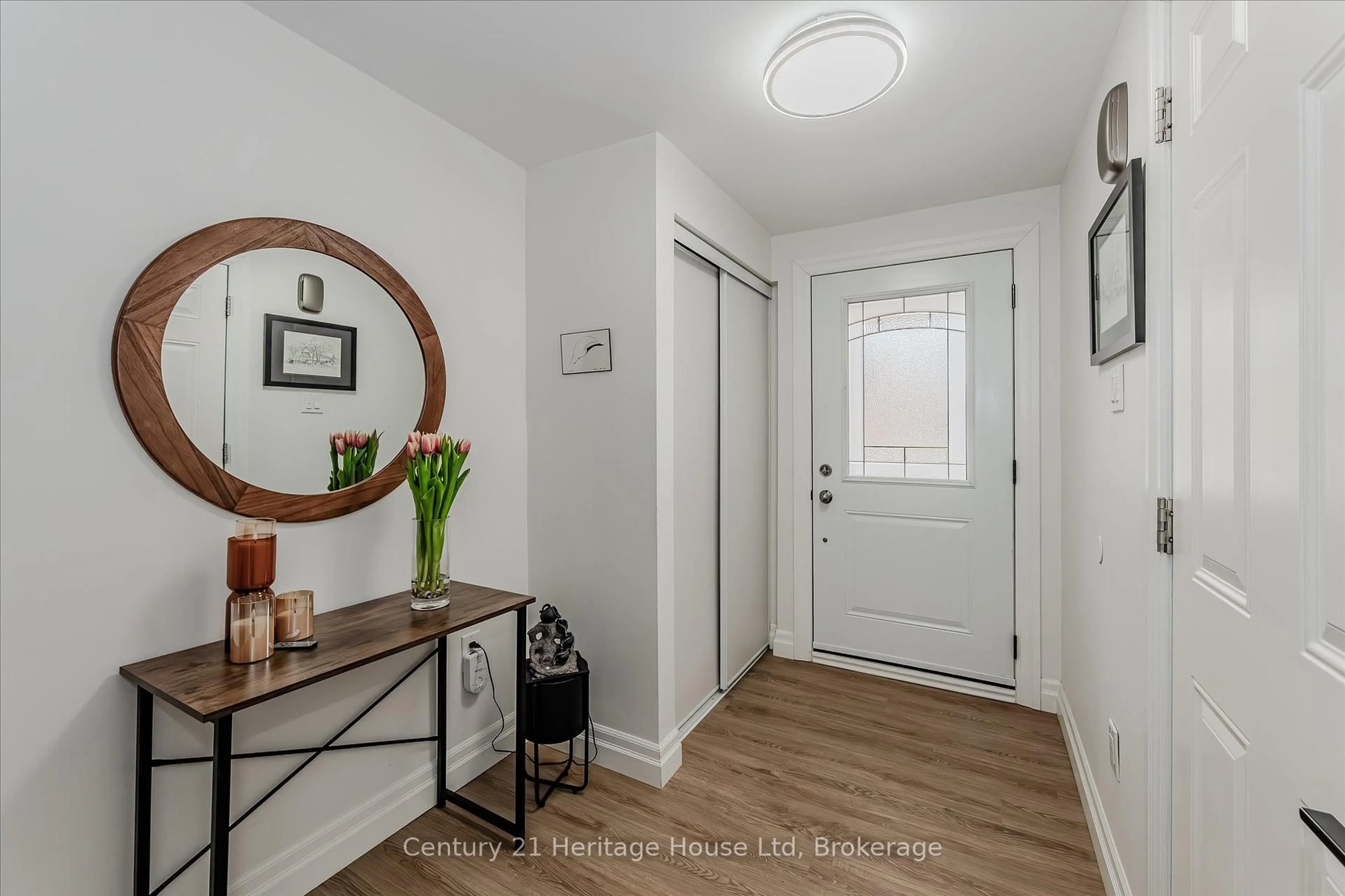 Indoor entryway for 2 Worton Ave #10, Guelph Ontario N1H 7C5