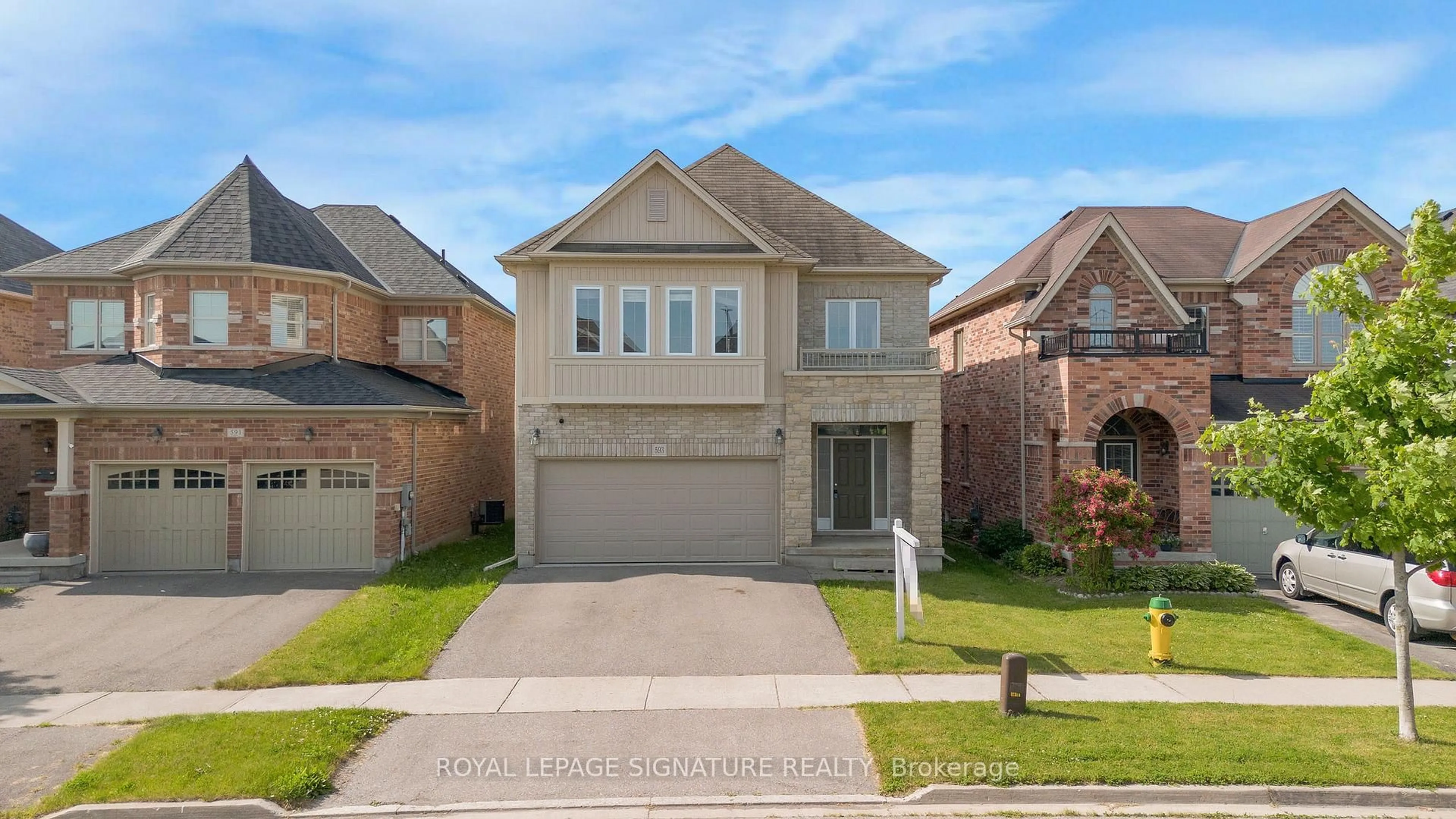 Home with brick exterior material, street for 593 Pinery Tr, Waterloo Ontario N2V 2Y3