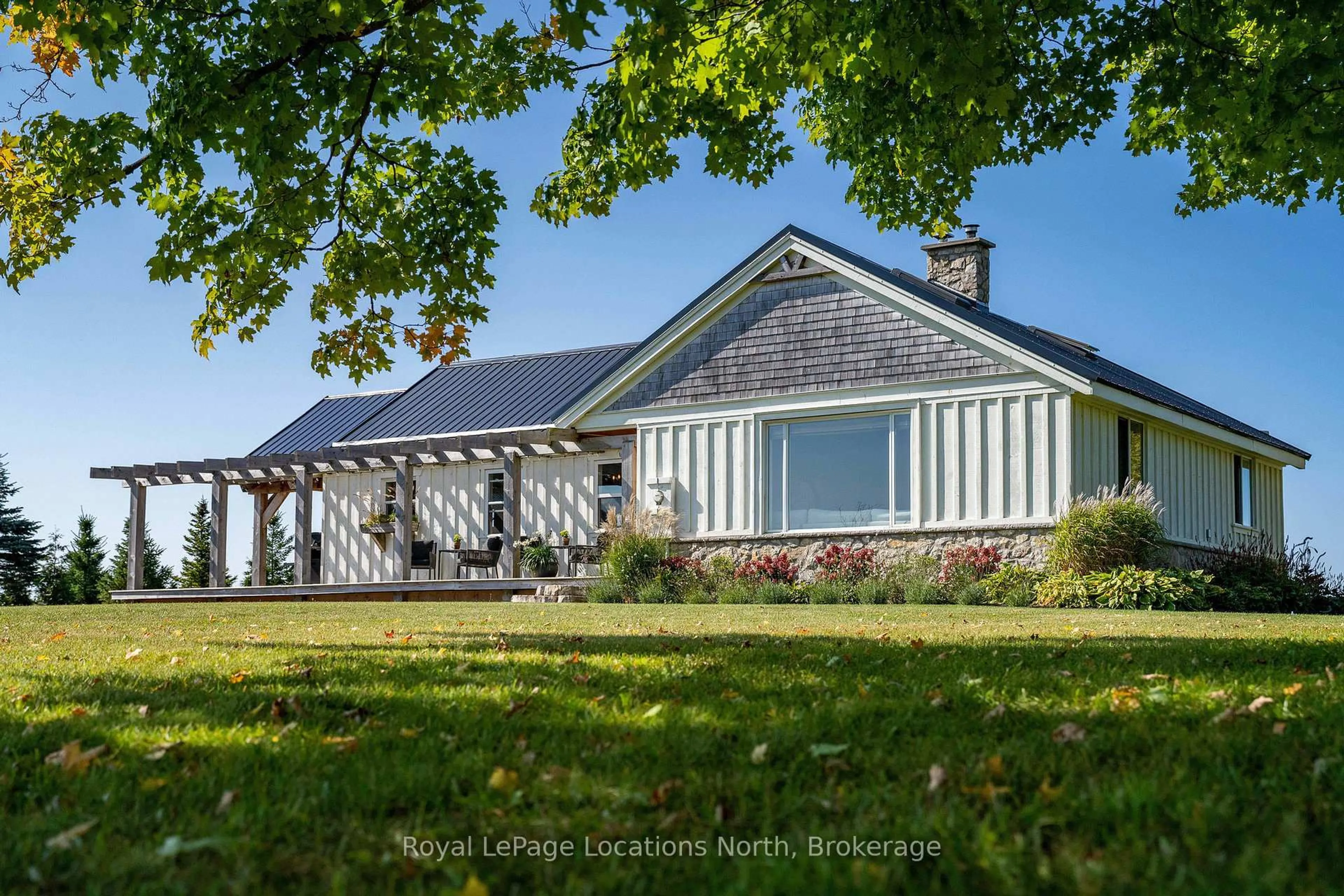 A pic from outside/outdoor area/front of a property/back of a property/a pic from drone, building for 469018 GREY 31 Rd, Grey Highlands Ontario N0C 1C0