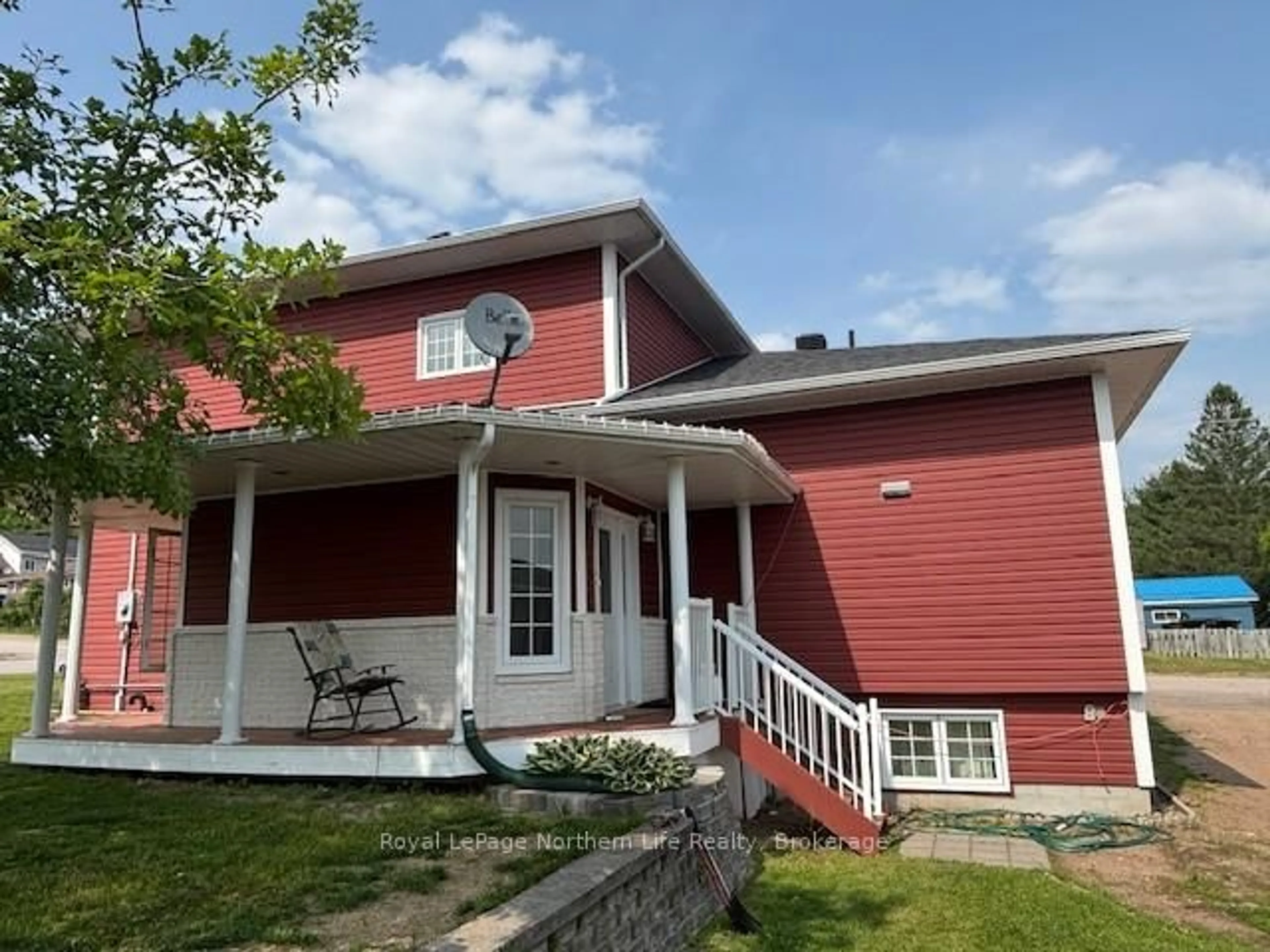 Home with vinyl exterior material, unknown for 511 BRYDGES St, Mattawa Ontario P0H 1V0