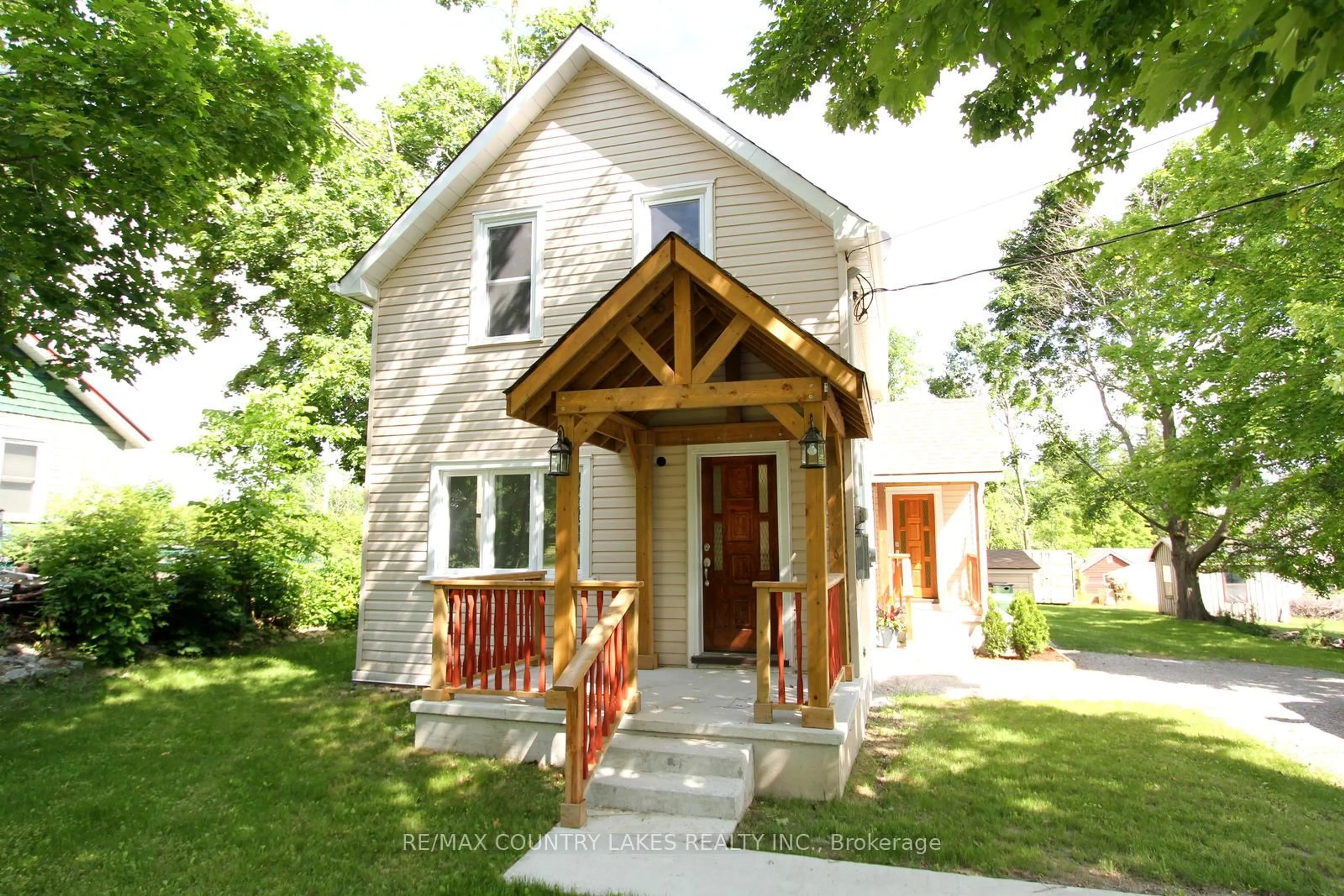 Unknown for 18 John St, Kawartha Lakes Ontario K0M 2B0