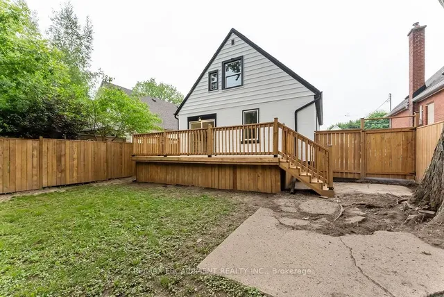 Additional property image - 272 East 15th St