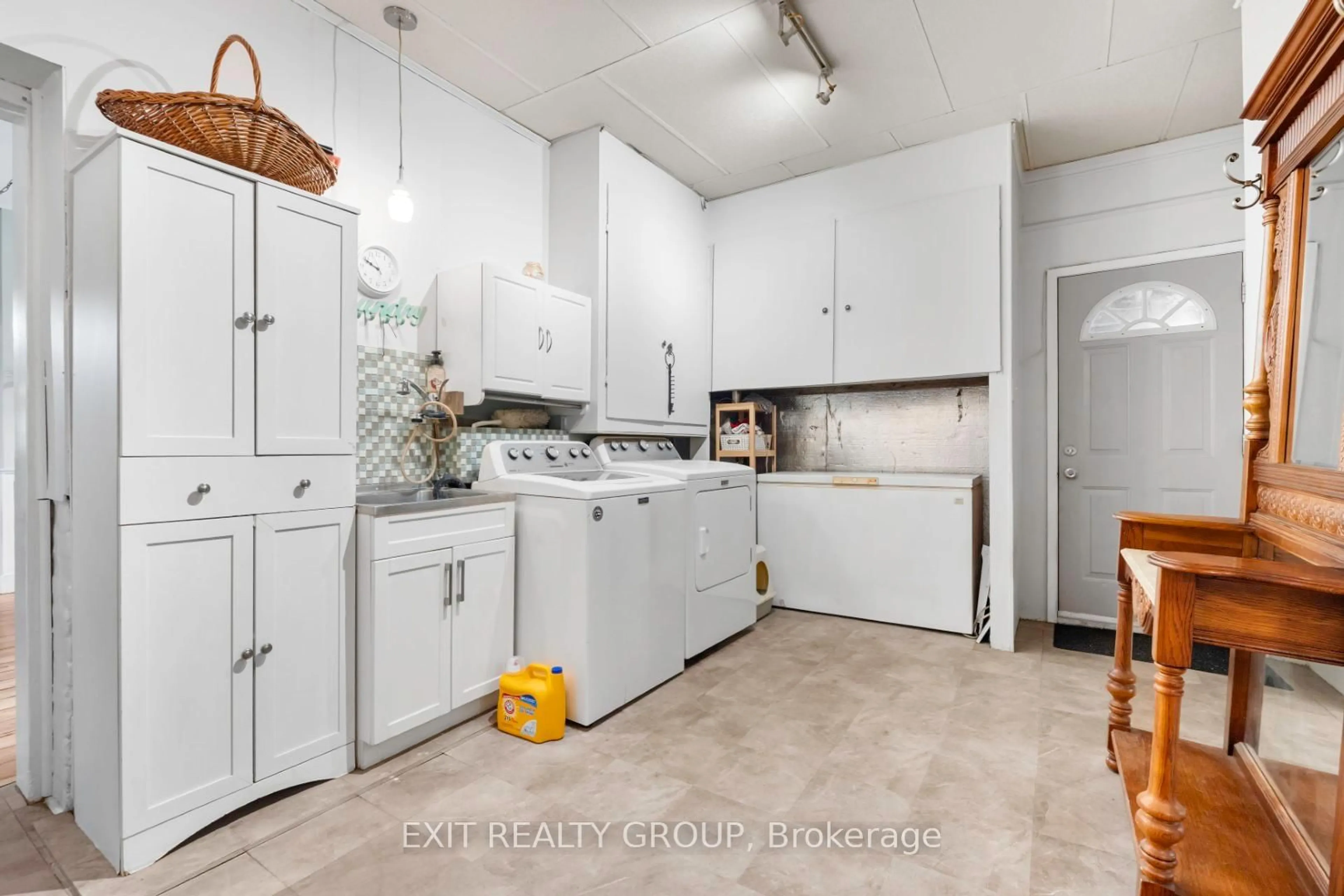 Unknown for 1321 Zion Rd, Belleville Ontario K0K 2Y0