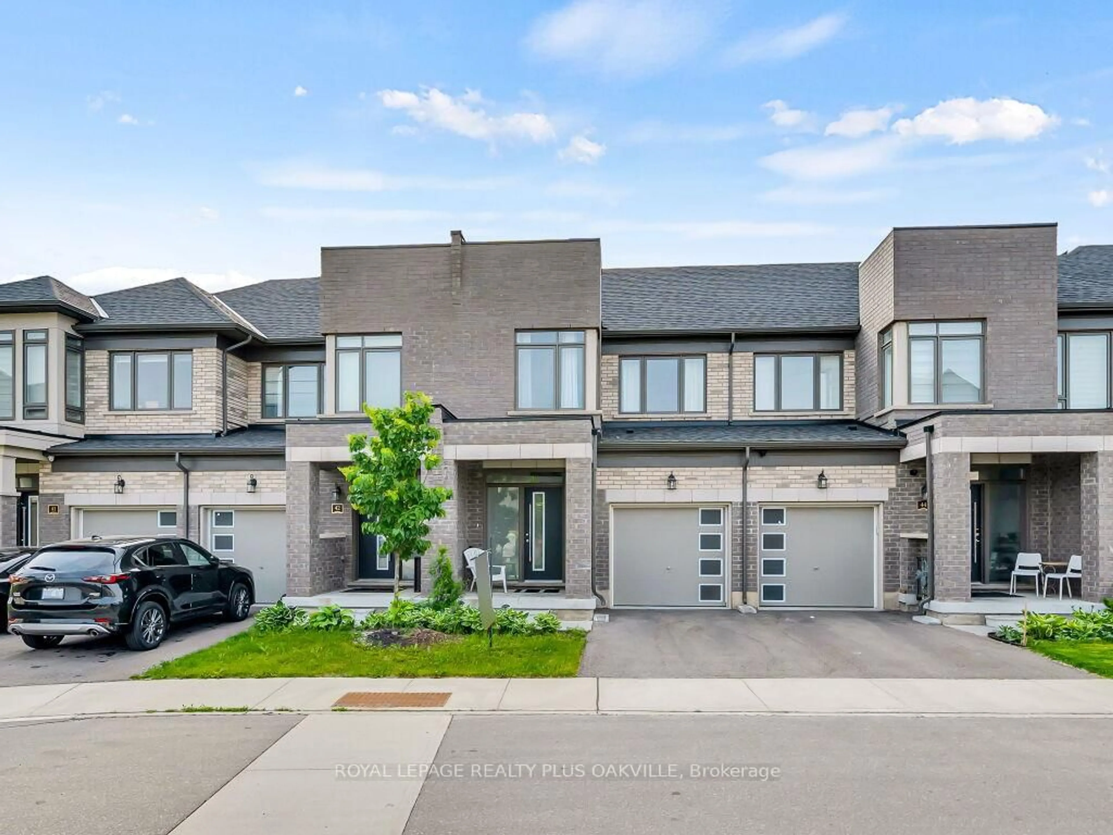 Home with brick exterior material, street for 166 Deerpath Dr #43, Guelph Ontario N1K 0E2