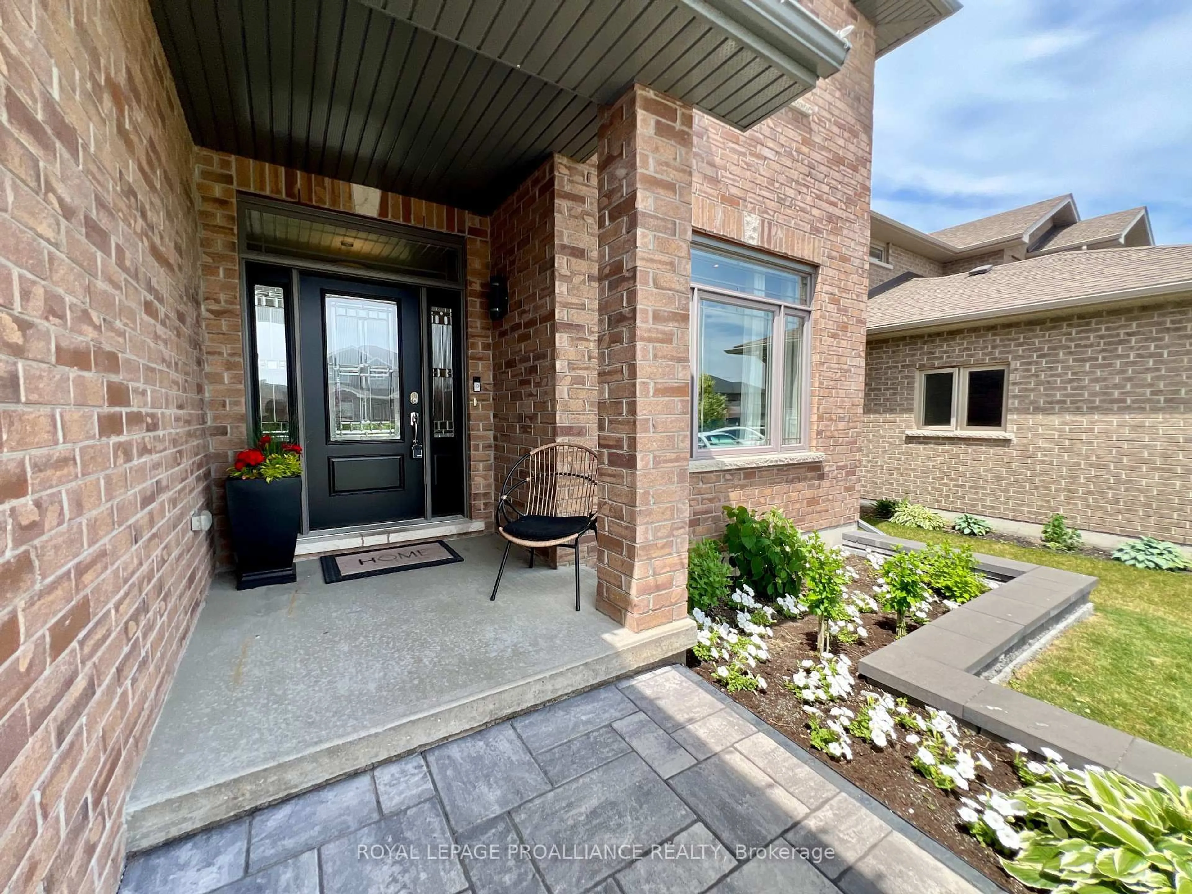 Unknown for 32 Vertis Crt, Belleville Ontario K8N 0C9