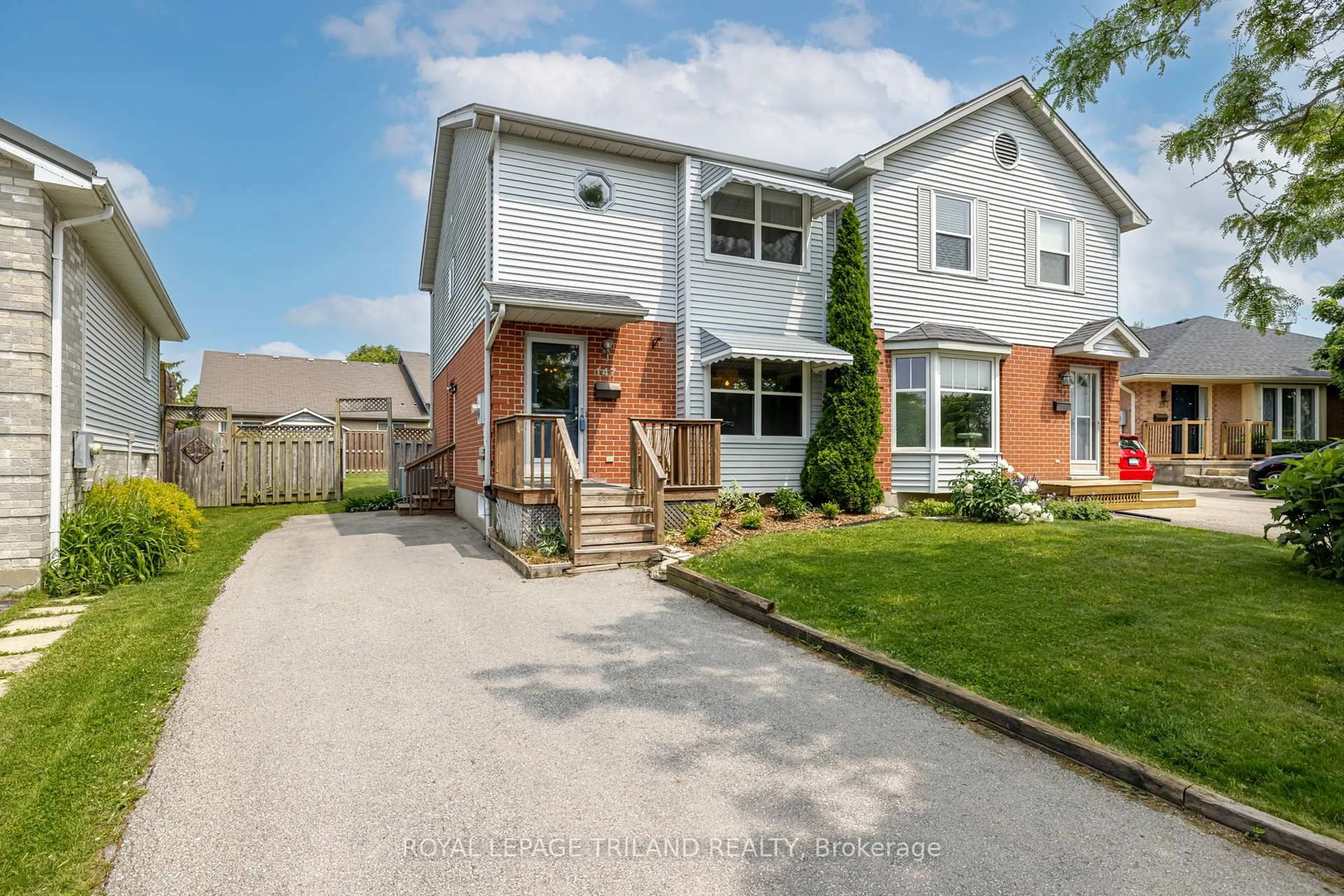 Home with brick exterior material, street for 147 Gerald Cres, London South Ontario N5Z 5A3