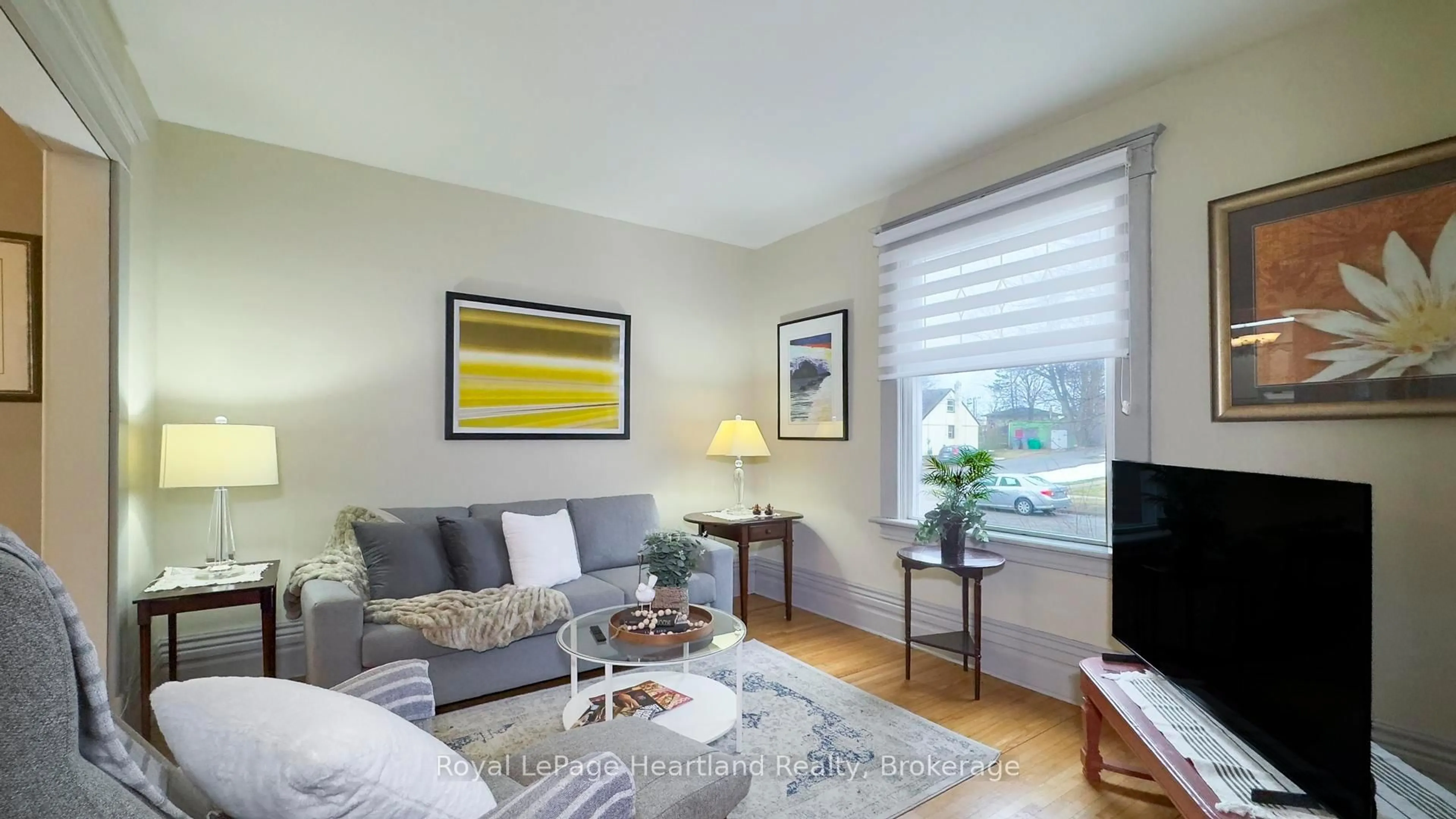 Living room with furniture, wood/laminate floor for 123 Keays St, Goderich Ontario N7A 3N1